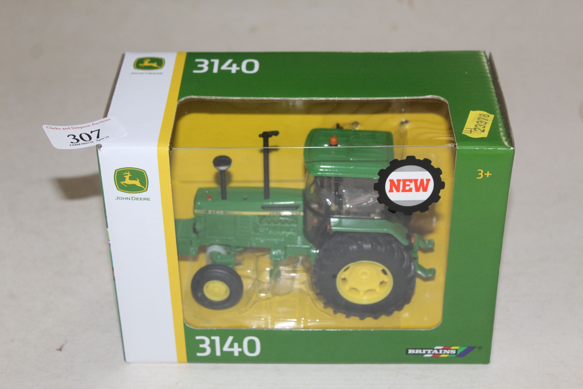 Britains John Deere 3140 Tractor 1/32. V