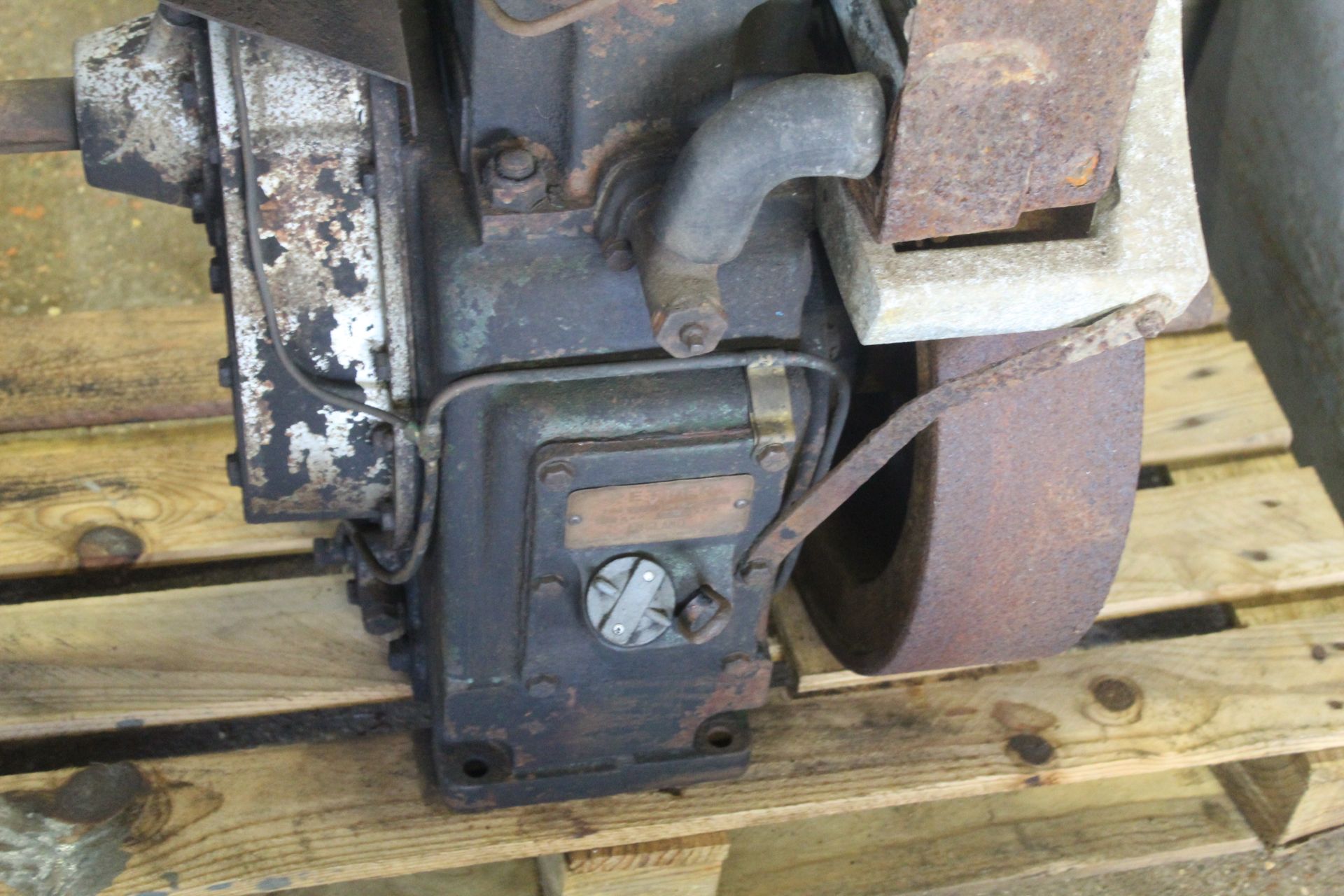 Petter AV1 diesel 5bhp water cooled stationary engine. With radiator and fan. For restoration. V - Bild 4 aus 8