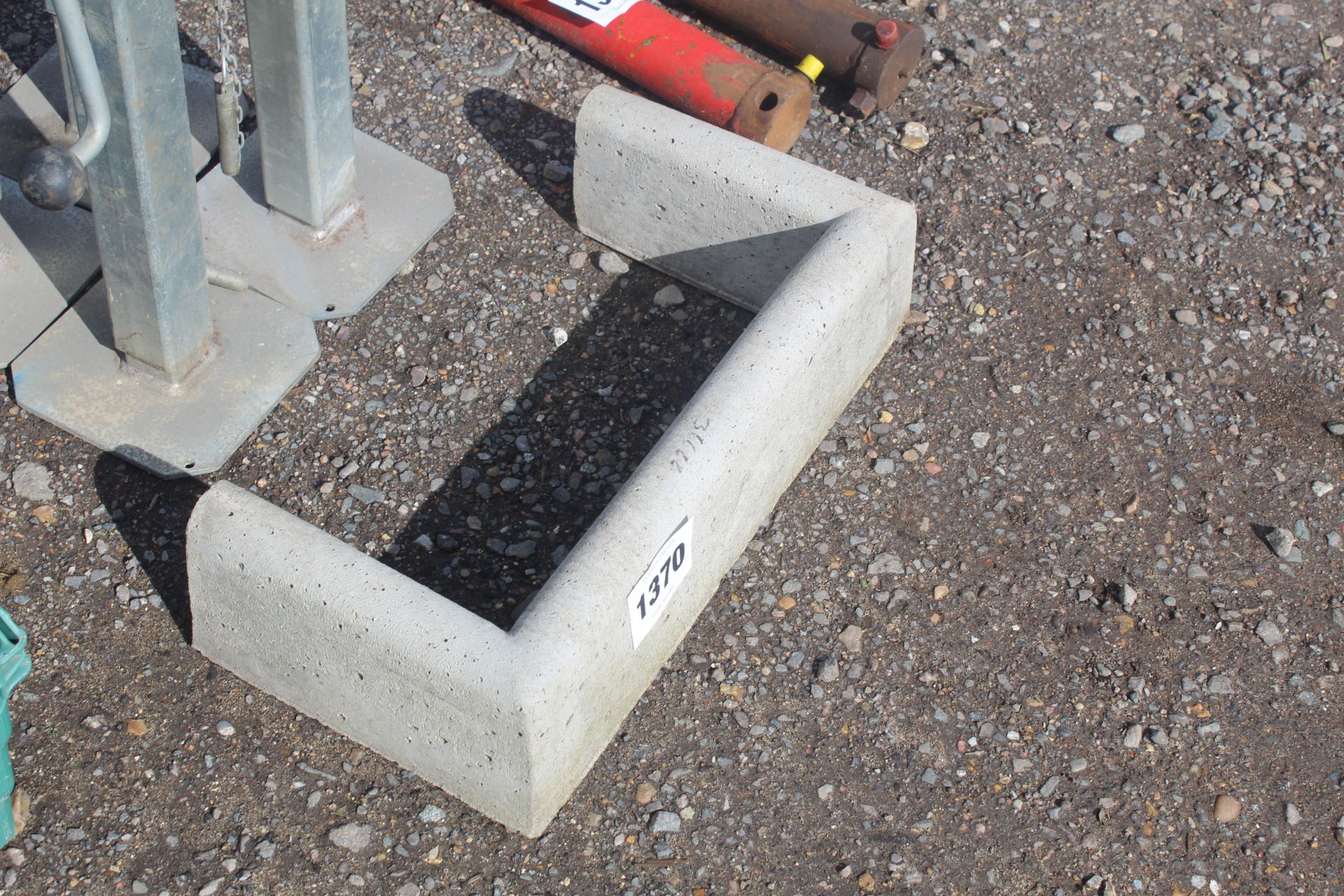 Concrete drain surround. - Image 2 of 2