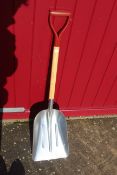 Aluminium shovel. V