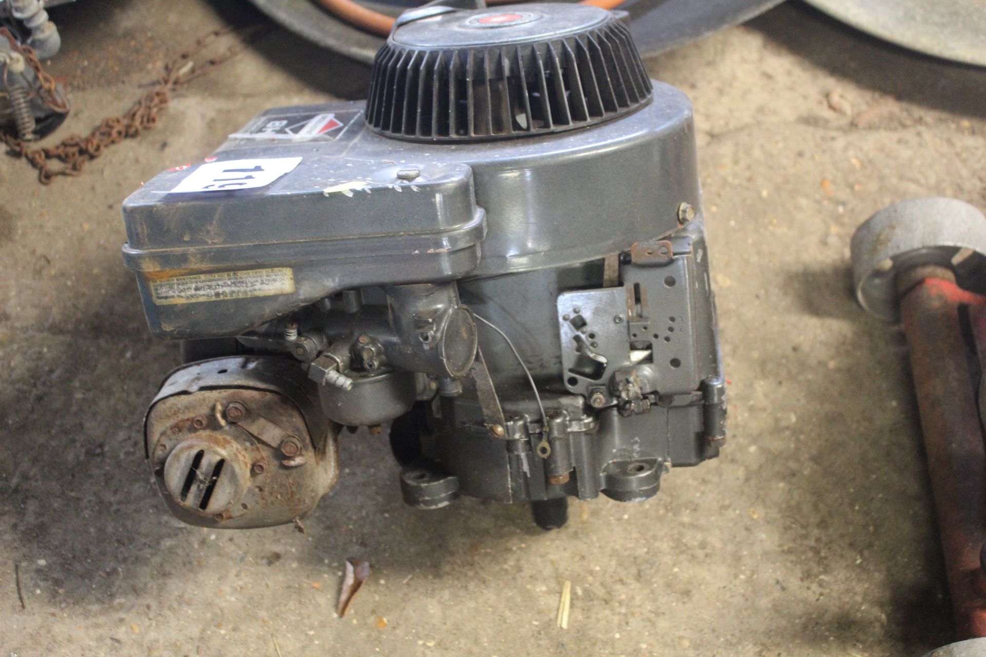 8HP Briggs and Stratton engine. - Image 2 of 3
