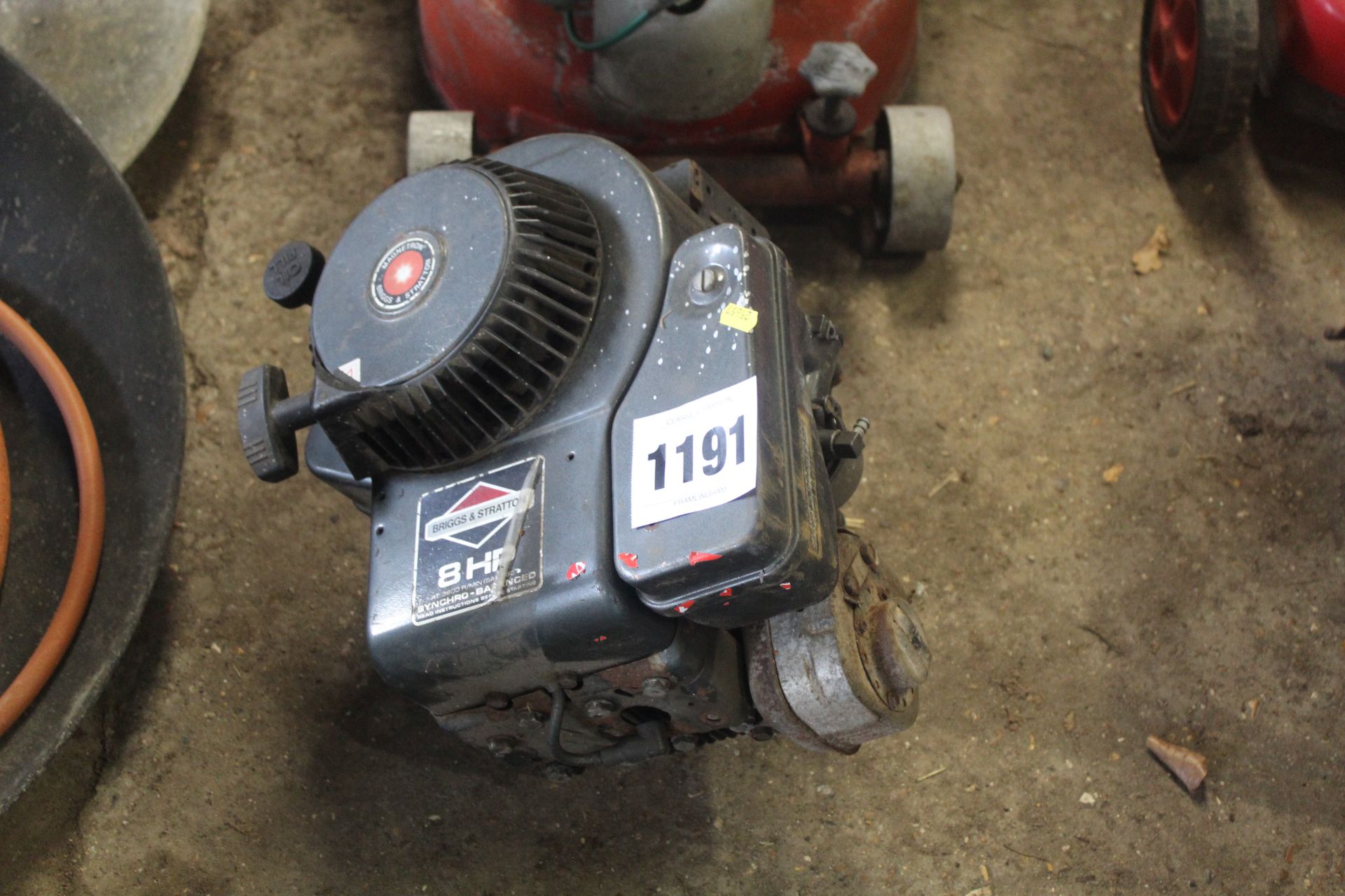 8HP Briggs and Stratton engine.