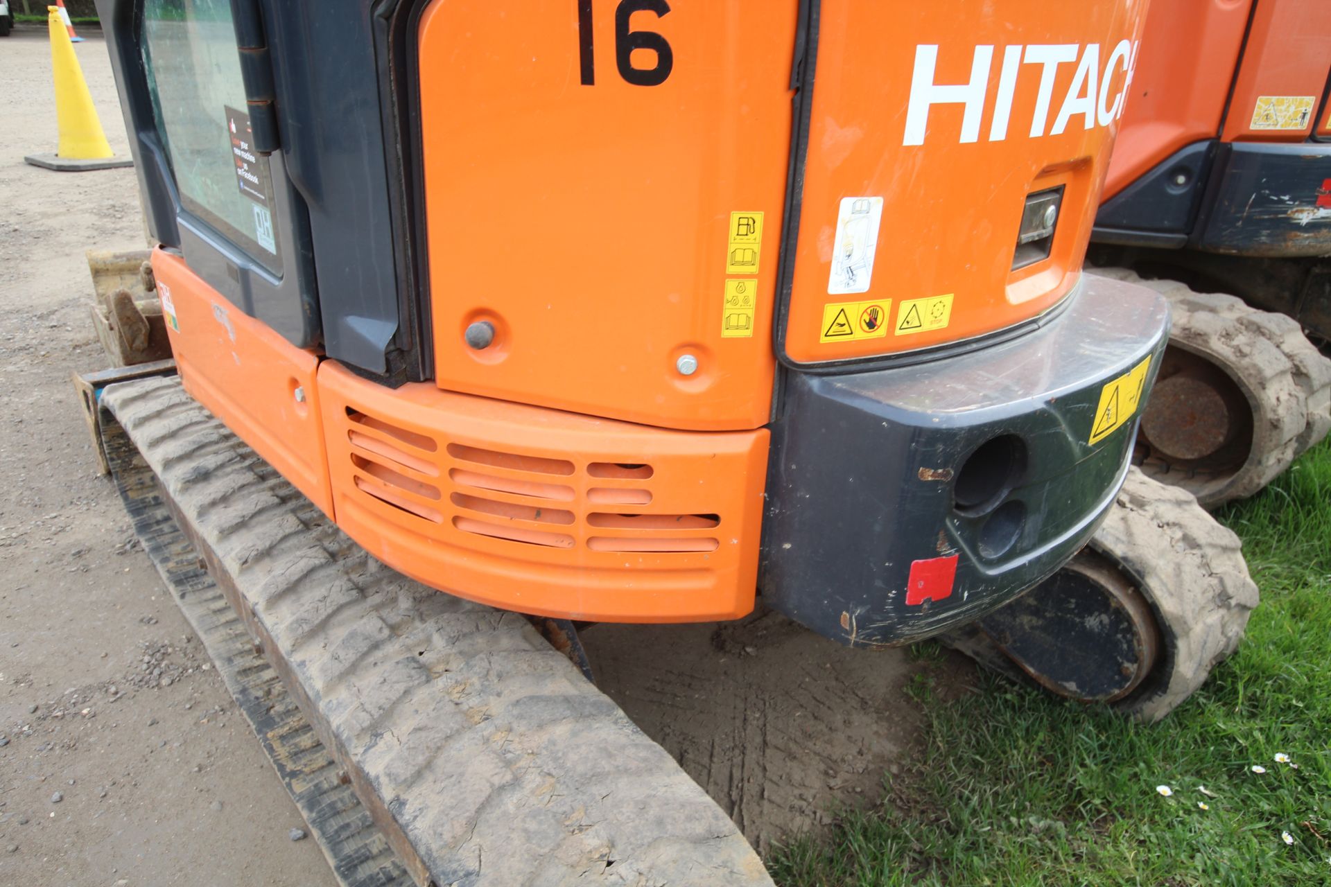 Hitachi Z-Axis 26U-5A 2.6T rubber track excavator. 2019. 2,120 hours. Serial number HCM - Image 26 of 61