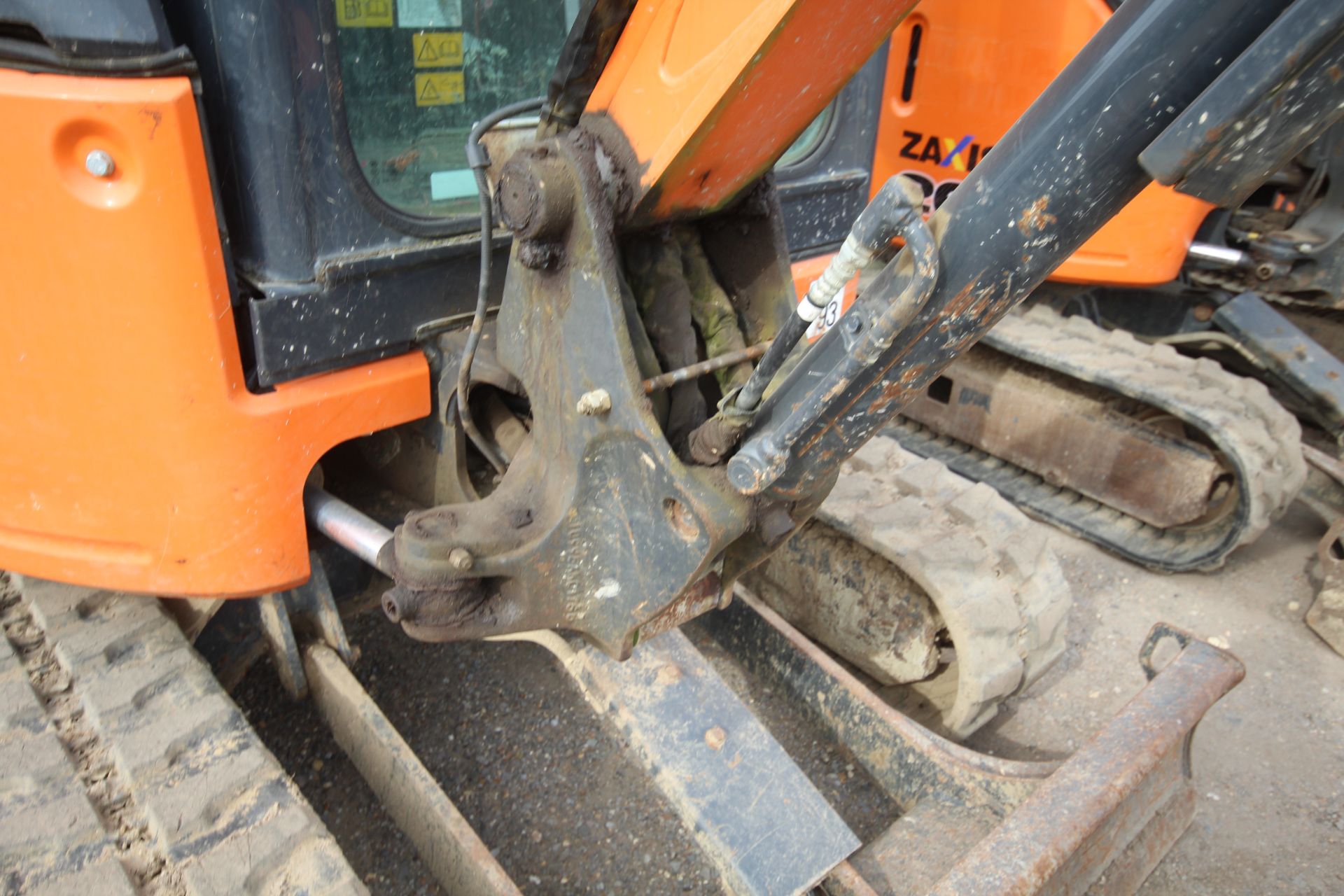 Hitachi Z-Axis 26U-5a 2.6T rubber track excavator. 2018. 2,061 hours. Serial number HCM - Image 14 of 61