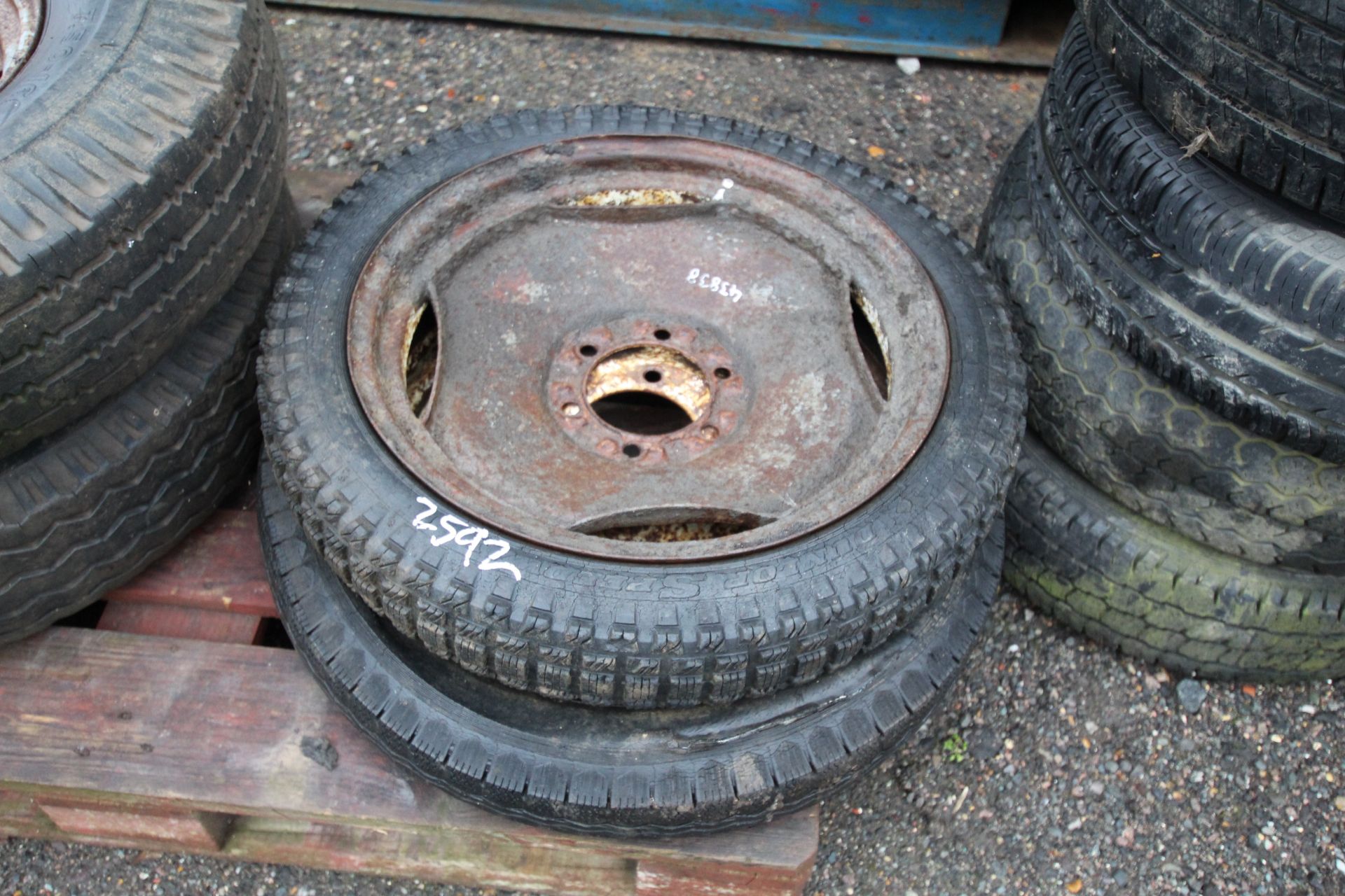 2x Ferguson front wheels and tyres. V