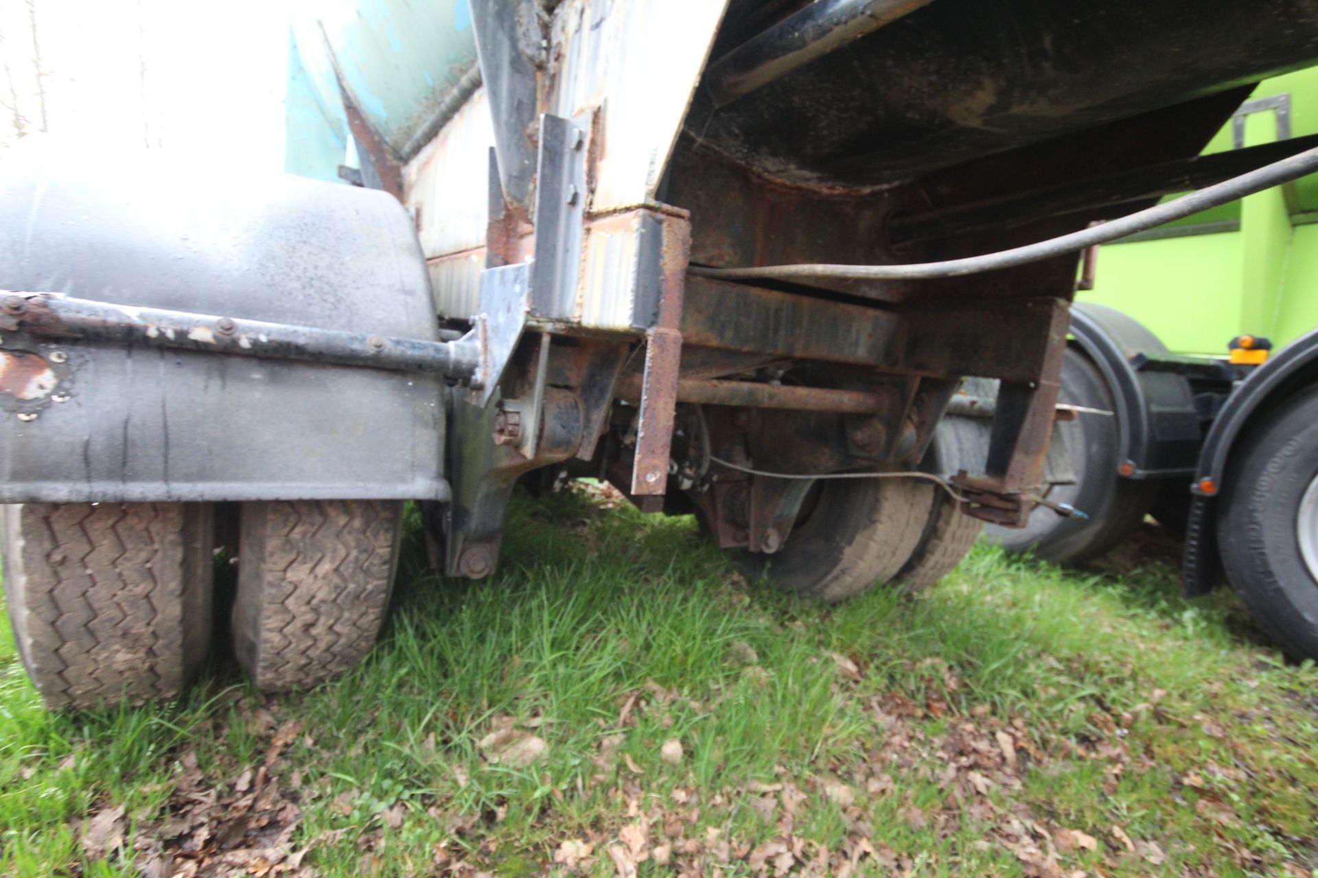 c.16,000L three compartment stainless steel artic bowser. With dolly, chemical locker and Honda - Image 16 of 53