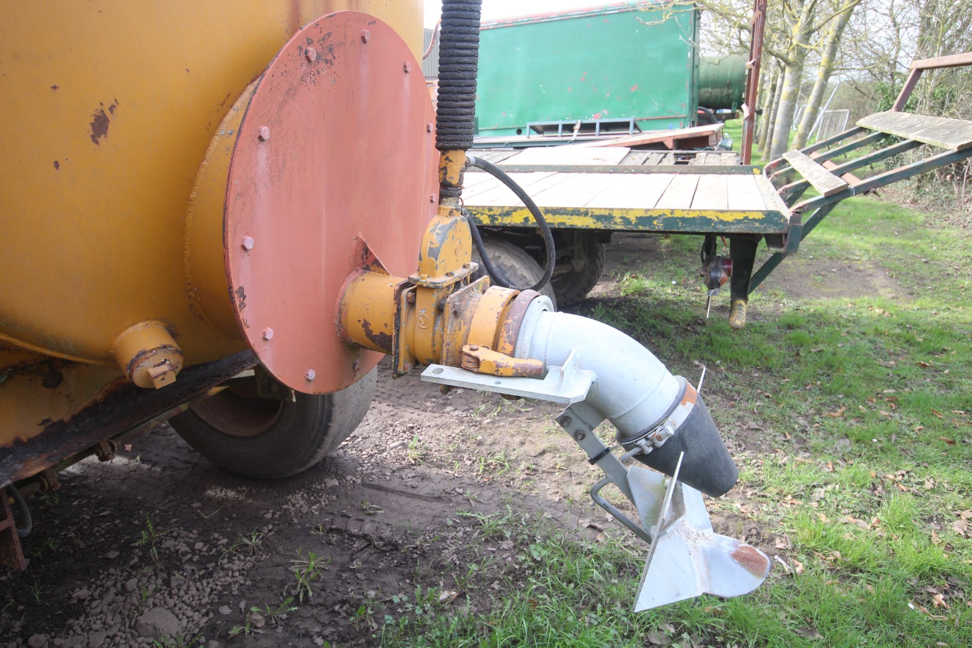 Richard Western 2,000g twin axle slurry tanker. V - Image 16 of 24