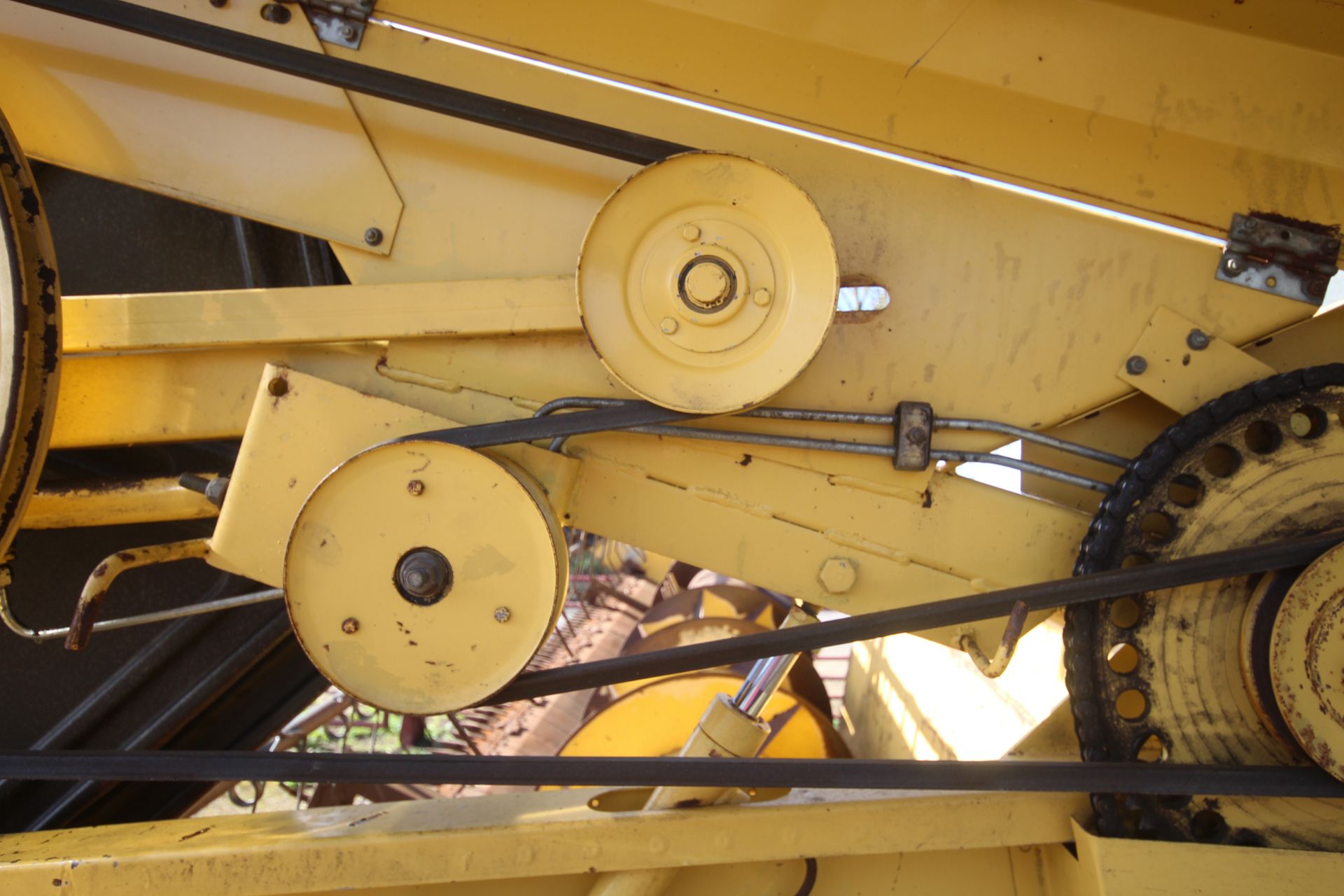 New Holland TX65 5 straw walker combine harvester. Registration N887 SKS. Date of first registration - Image 161 of 163