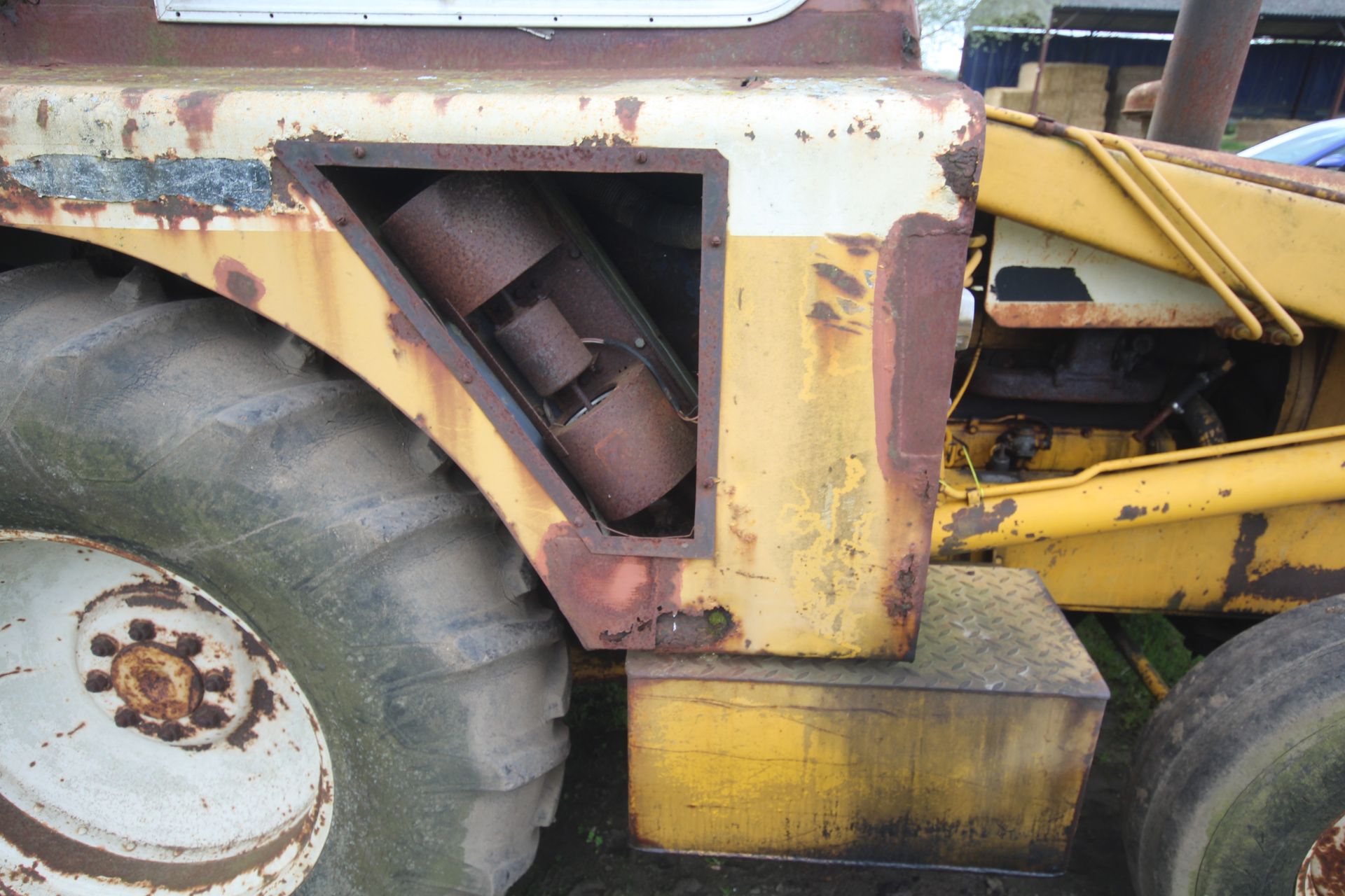 International Harvester 260A 2WD backhoe loader. Registration CWJ 891T (no paperwork). Date of first - Image 27 of 104