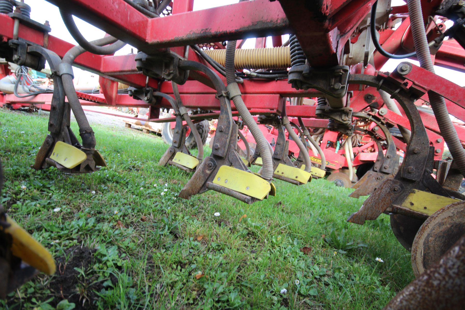 Horsch CO4 4m tine drill. With tramline, control box, various spares and manuals. V. - Image 45 of 54