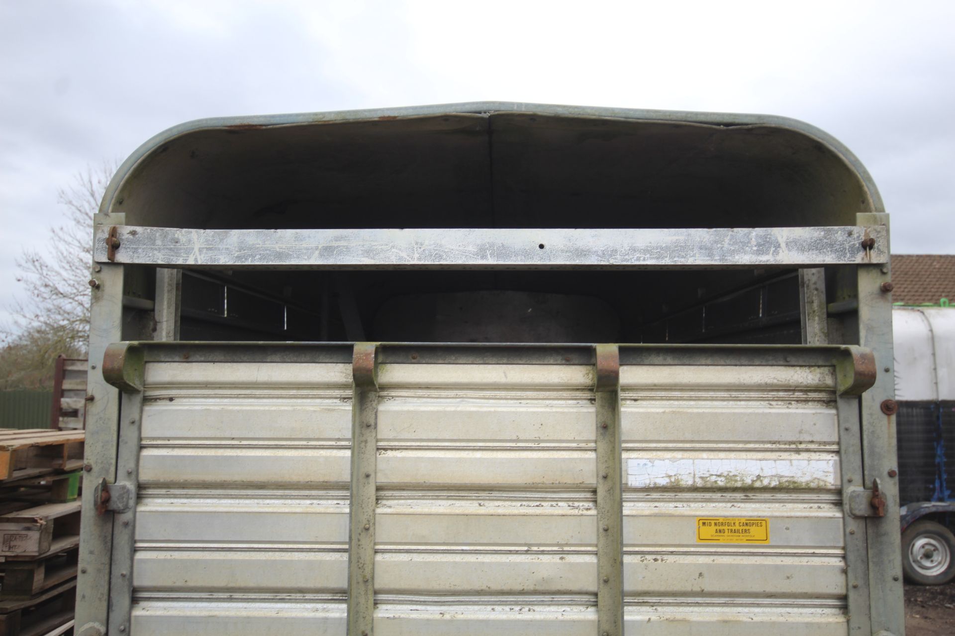 Ifor Williams 10ft twin axle livestock trailer. - Bild 32 aus 42