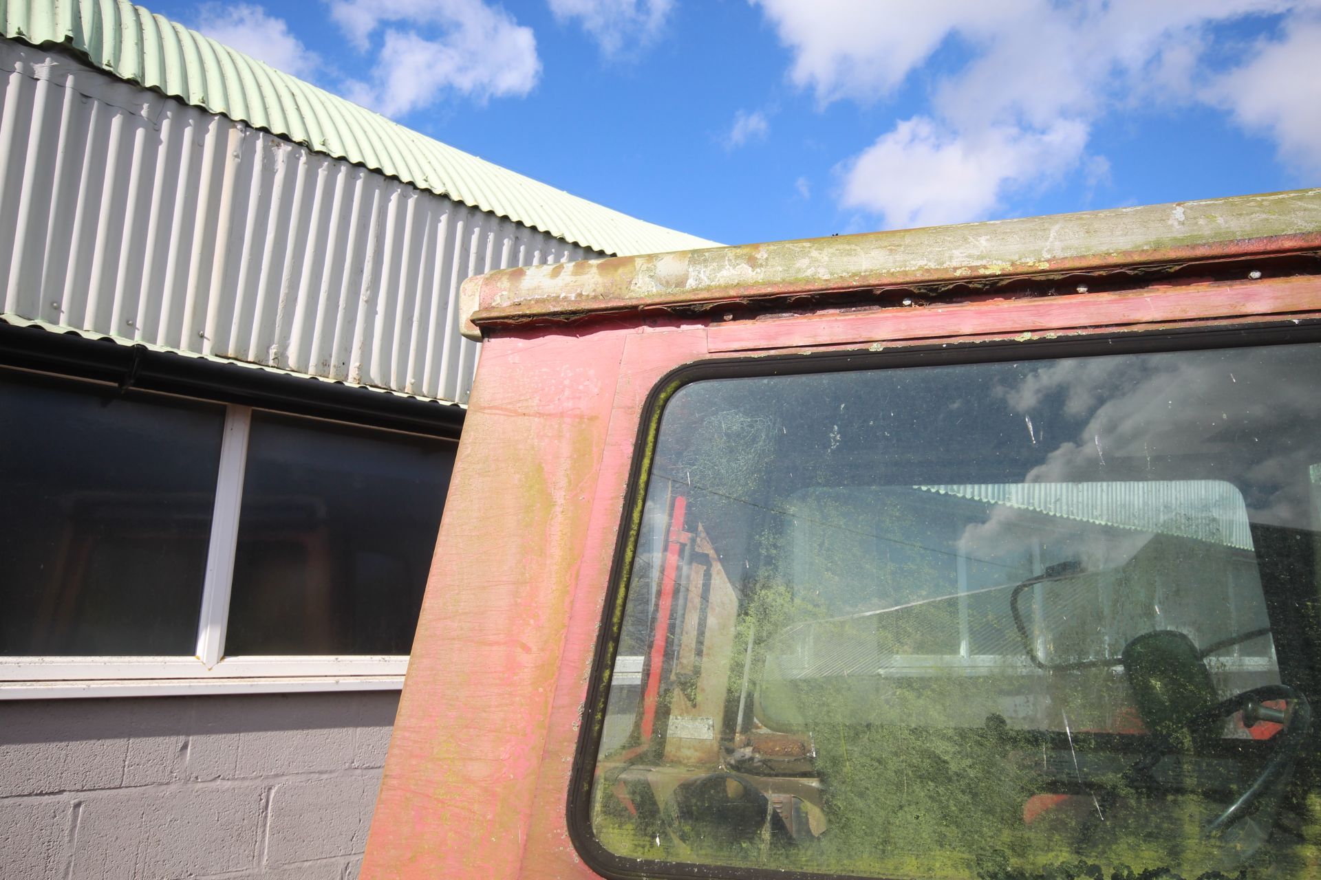 Massey Ferguson 550 2WD tractor. Registration DPV 391T (no paperwork). Date of first registration - Image 33 of 54