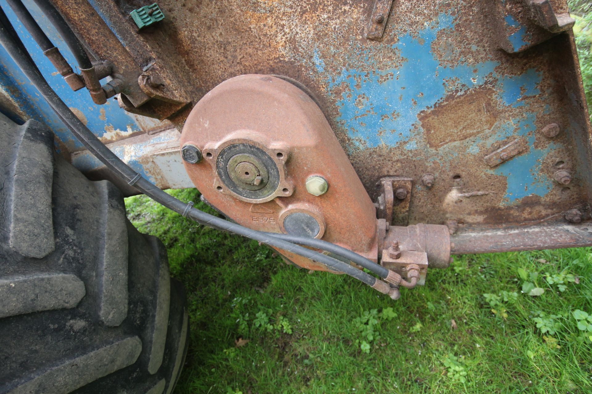 Bunning 12T single axle muck spreader. With twin vertical beaters, slurry door and removable - Image 22 of 31