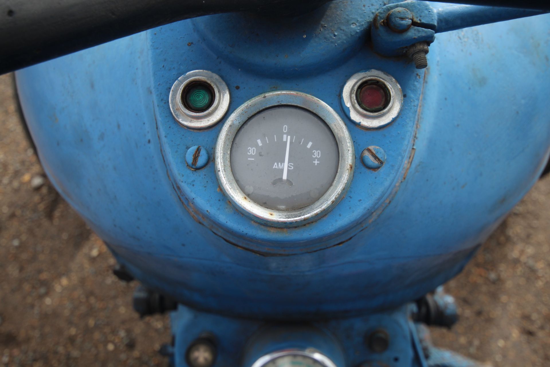 Fordson Dexta 2WD tractor. Registration 4101 PW. Date of first registration 02/02/1962. Key, V5 - Image 42 of 51