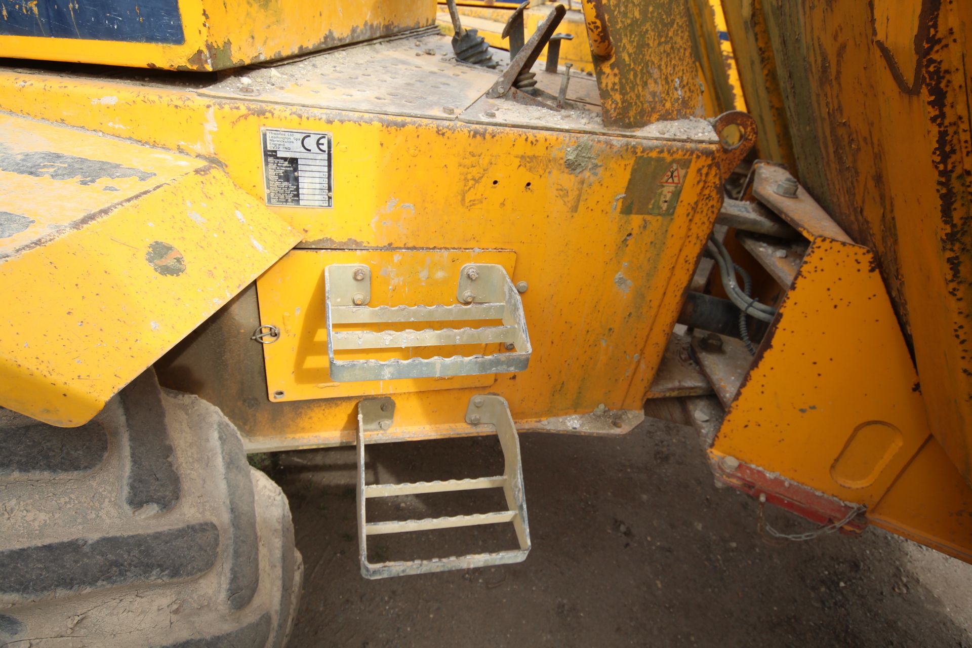 Thwaites 6T 4WD dumper. 2009. Hours TBC. Serial number SLCM565ZZ90887177. 405/70-20 wheels and - Image 11 of 35