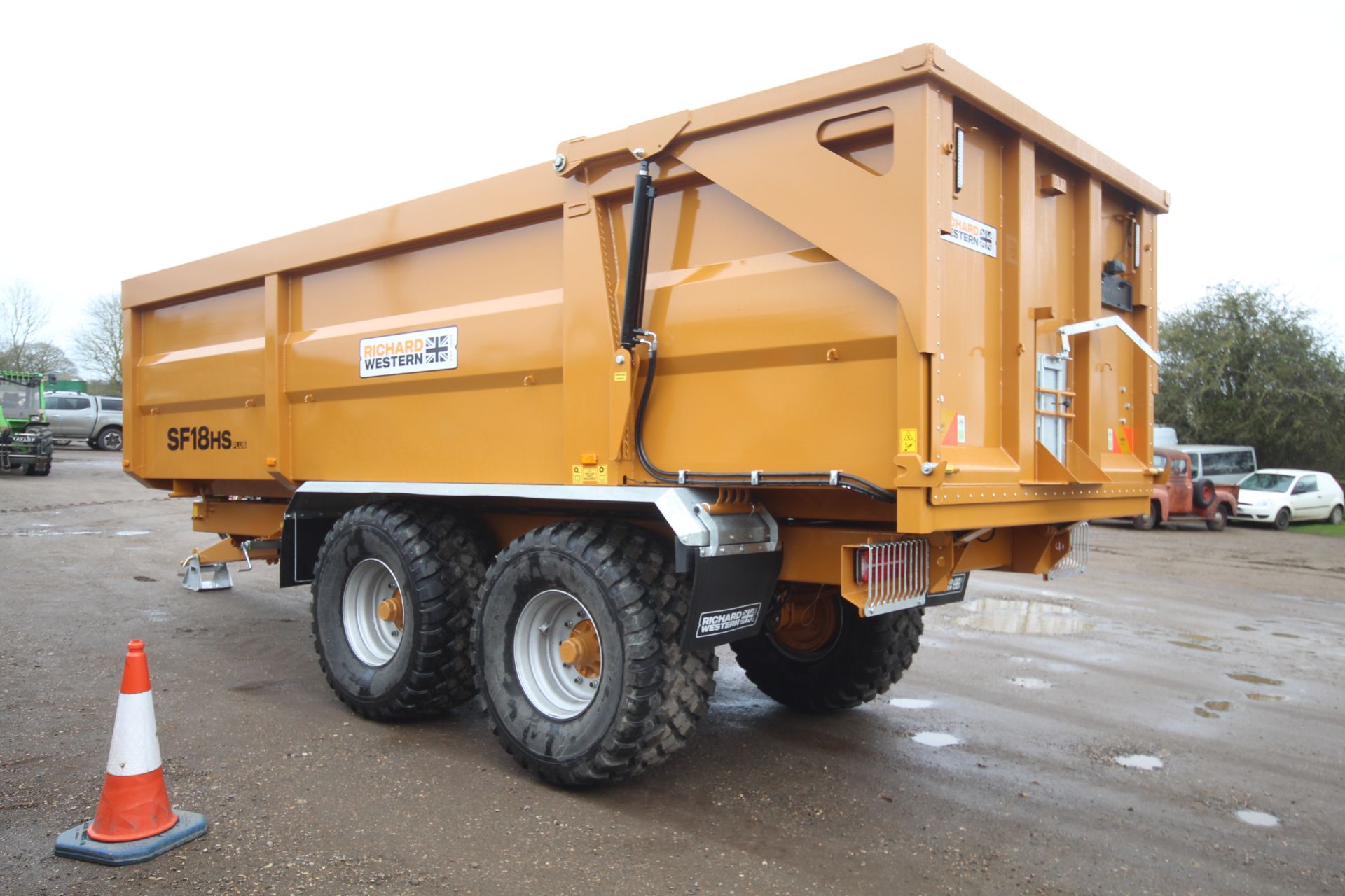 Richard Western SF18HS Plus 18T twin axle tipping trailer. With air brakes, sprung drawbar, - Image 3 of 50