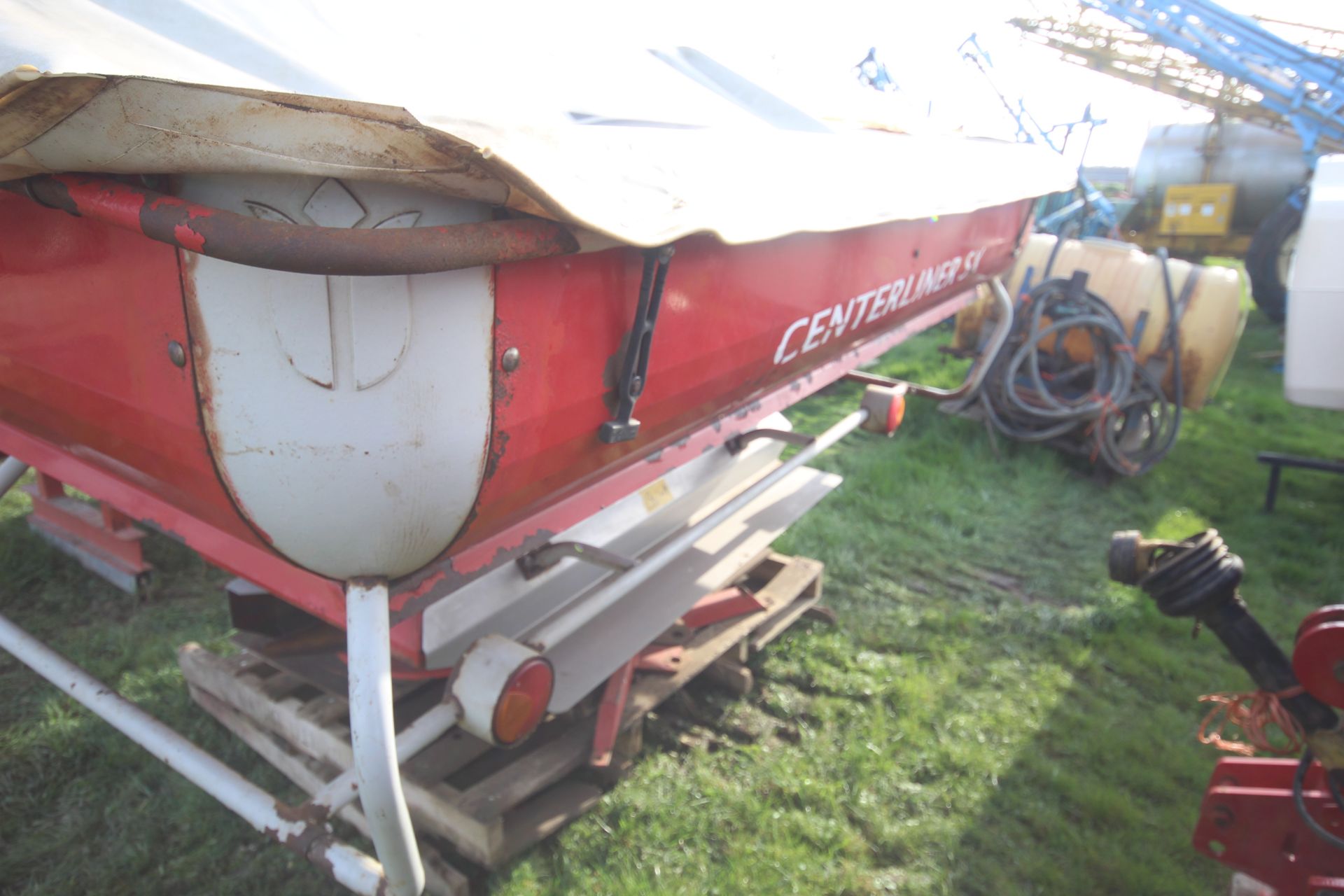 Tulip Centreliner SX 24m twin disc fertiliser spreader. 2004. From a local Deceased estate. Manual - Image 12 of 21