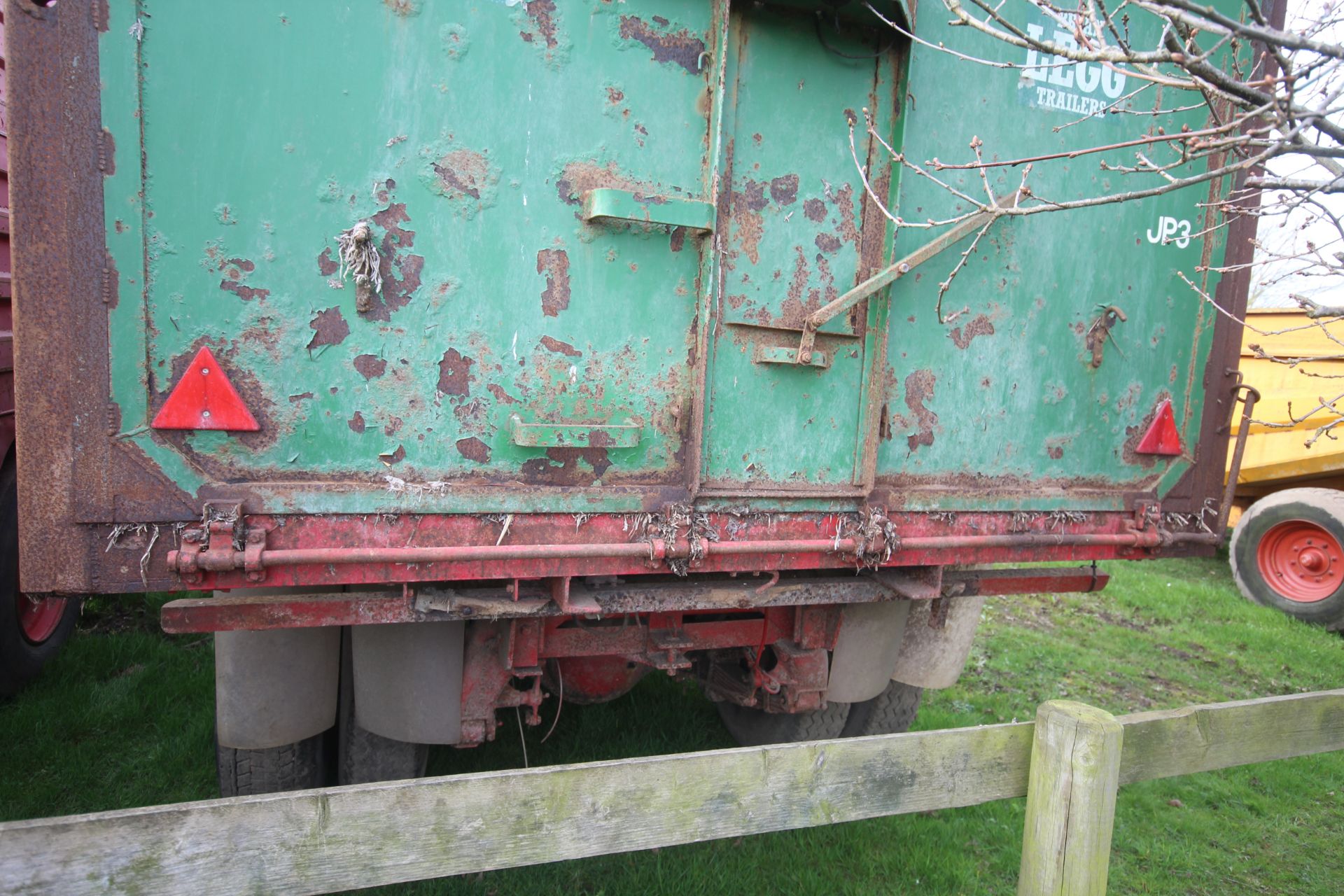 15T twin axle lorry conversion tipping trailer. V - Image 17 of 28