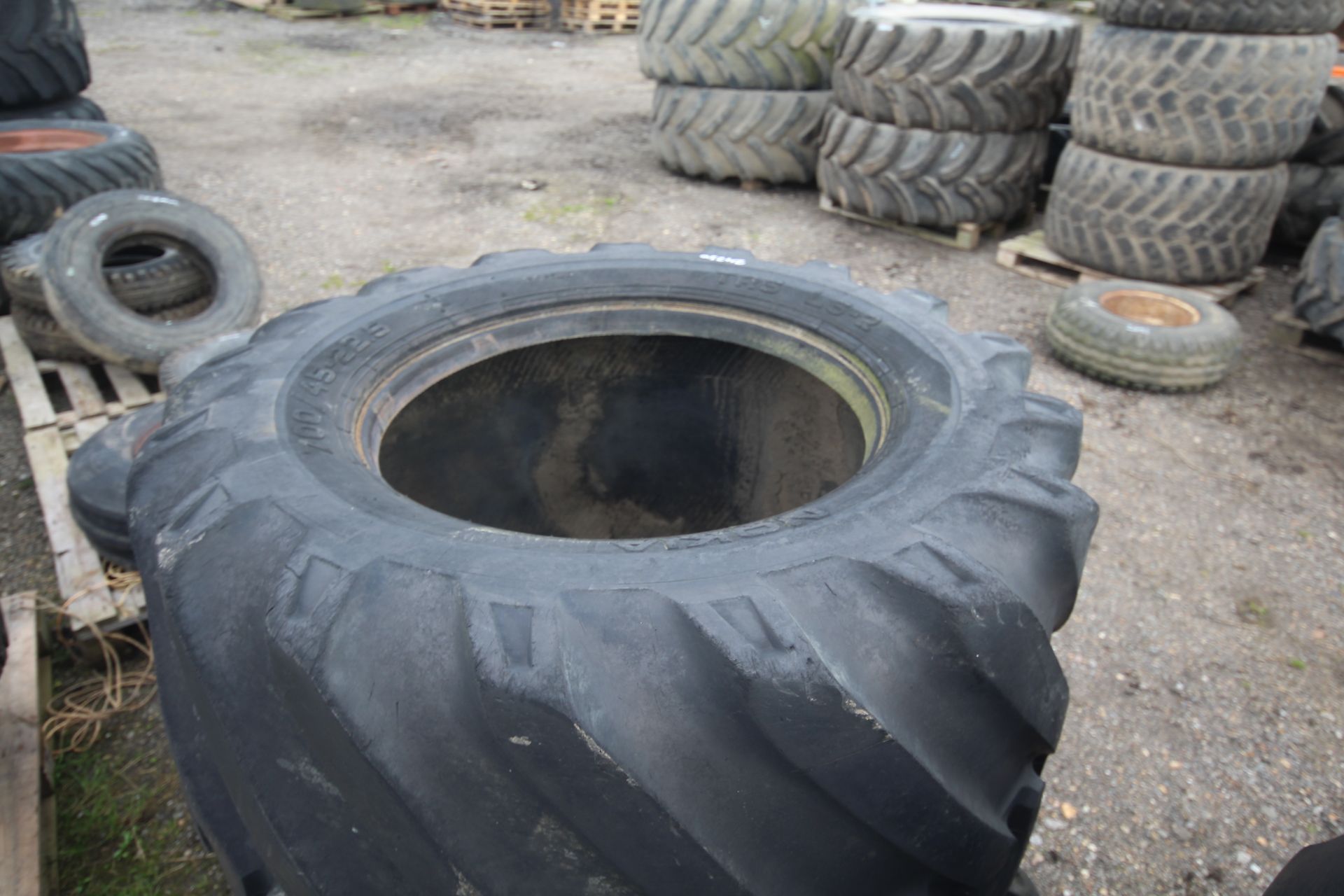 5x 700/45-22.5 flotation tyres. - Image 10 of 10