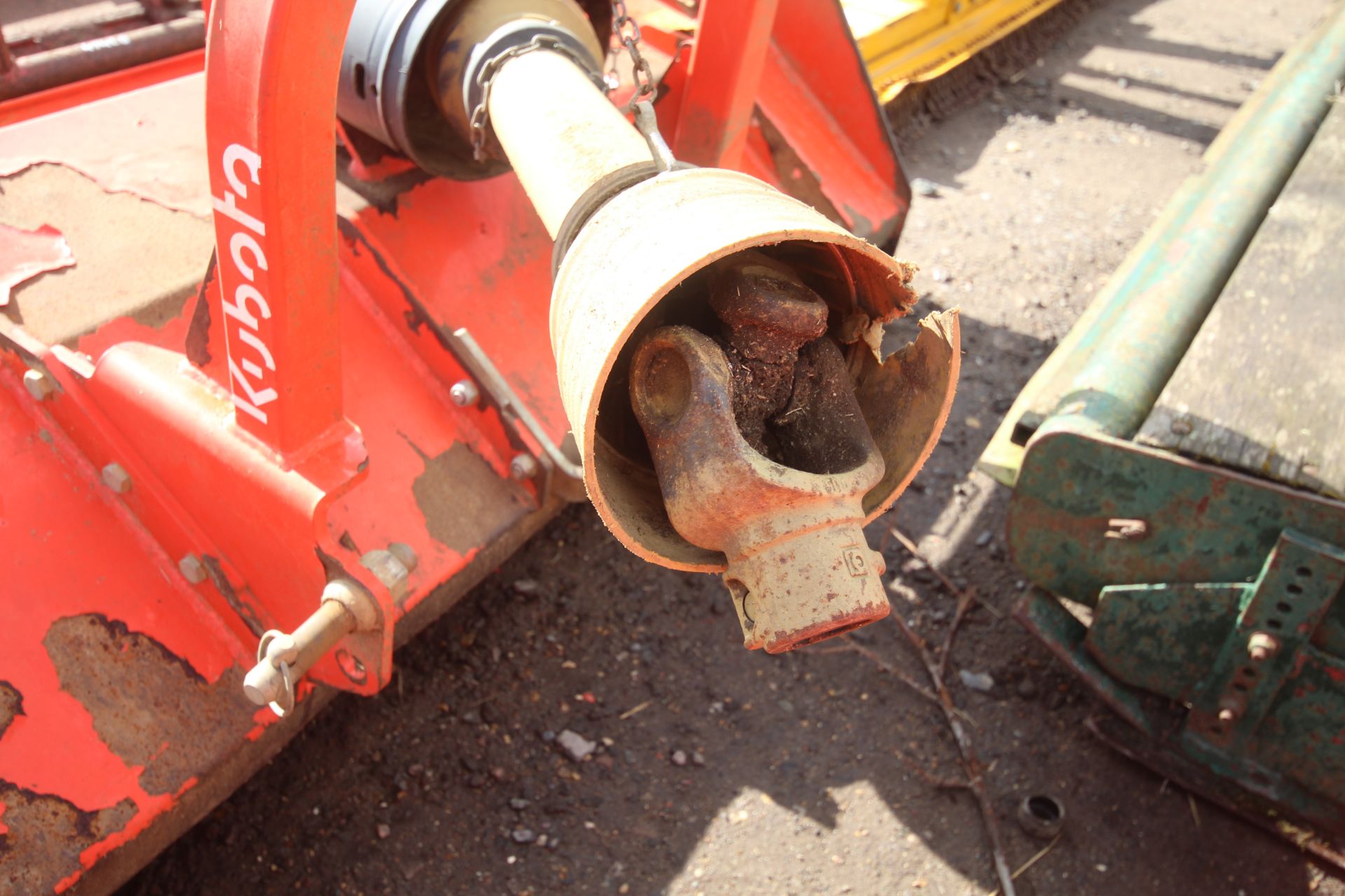 Kubota 5ft flail mower. With rear roller. V - Image 7 of 9