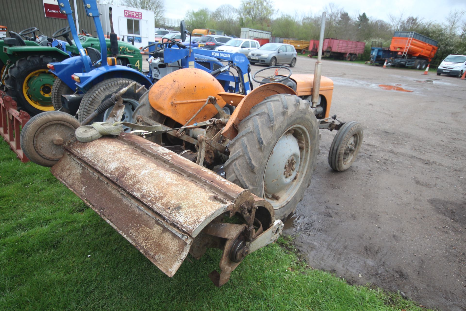 Ferguson TEA 20 Petrol/ TVO 2WD tractor. Registration MVF 85 (buff log book). 1951. Fitted with - Image 3 of 26