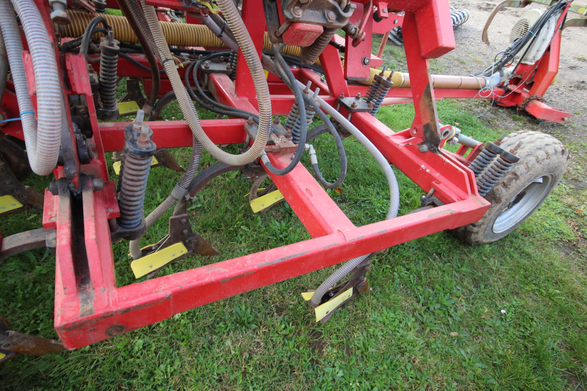 Horsch CO4 4m tine drill. With tramline, control box, various spares and manuals. V. - Bild 34 aus 54