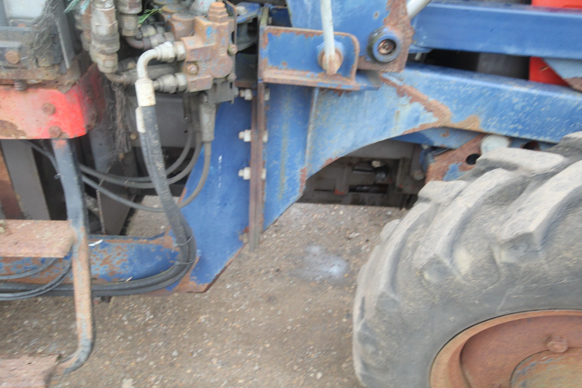 Massey Ferguson 698 4WD tractor. Registration DVF 568Y. Date of first registration 04/01/1983. 6,591 - Image 37 of 58