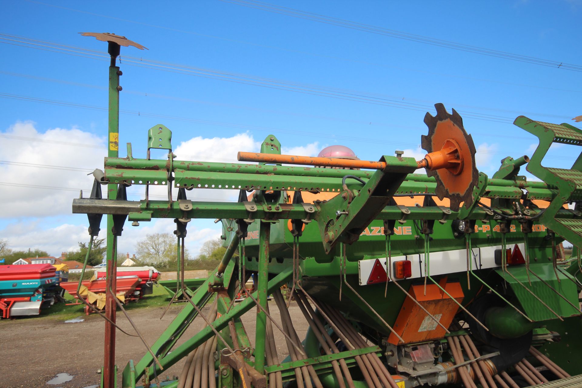 Amazone KE403 4m combination drill. 2005. With disc coulters, pre-em and tramlime. Manual, Control - Image 25 of 44