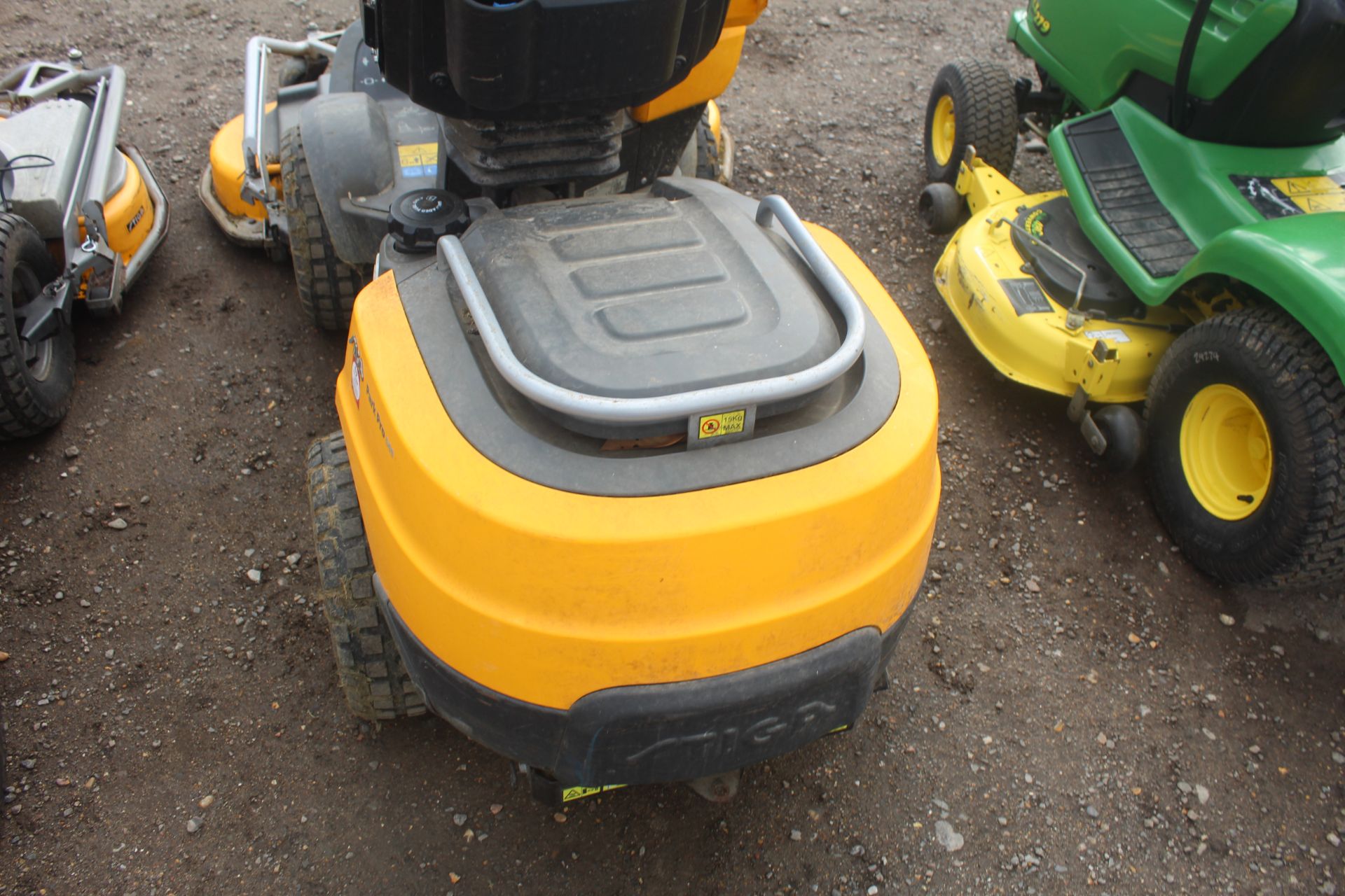 Stiga Park Pro 540 IX hydrostatic 4WD out-front mower. 2015. 274 hours. With Honda petrol engine, - Image 16 of 25