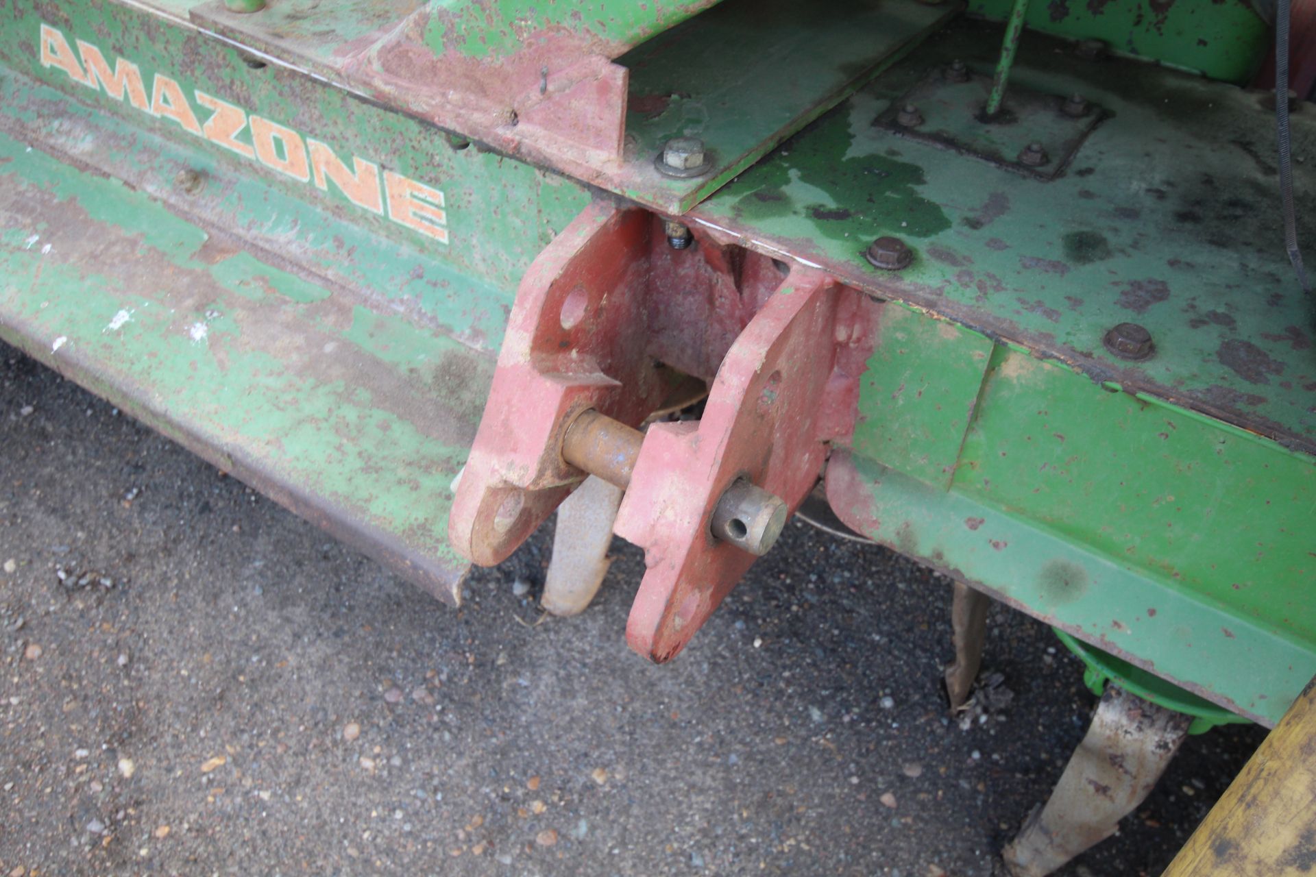 Amazone KE403 4m combination drill. 2005. With disc coulters, pre-em and tramlime. Manual, Control - Image 8 of 44