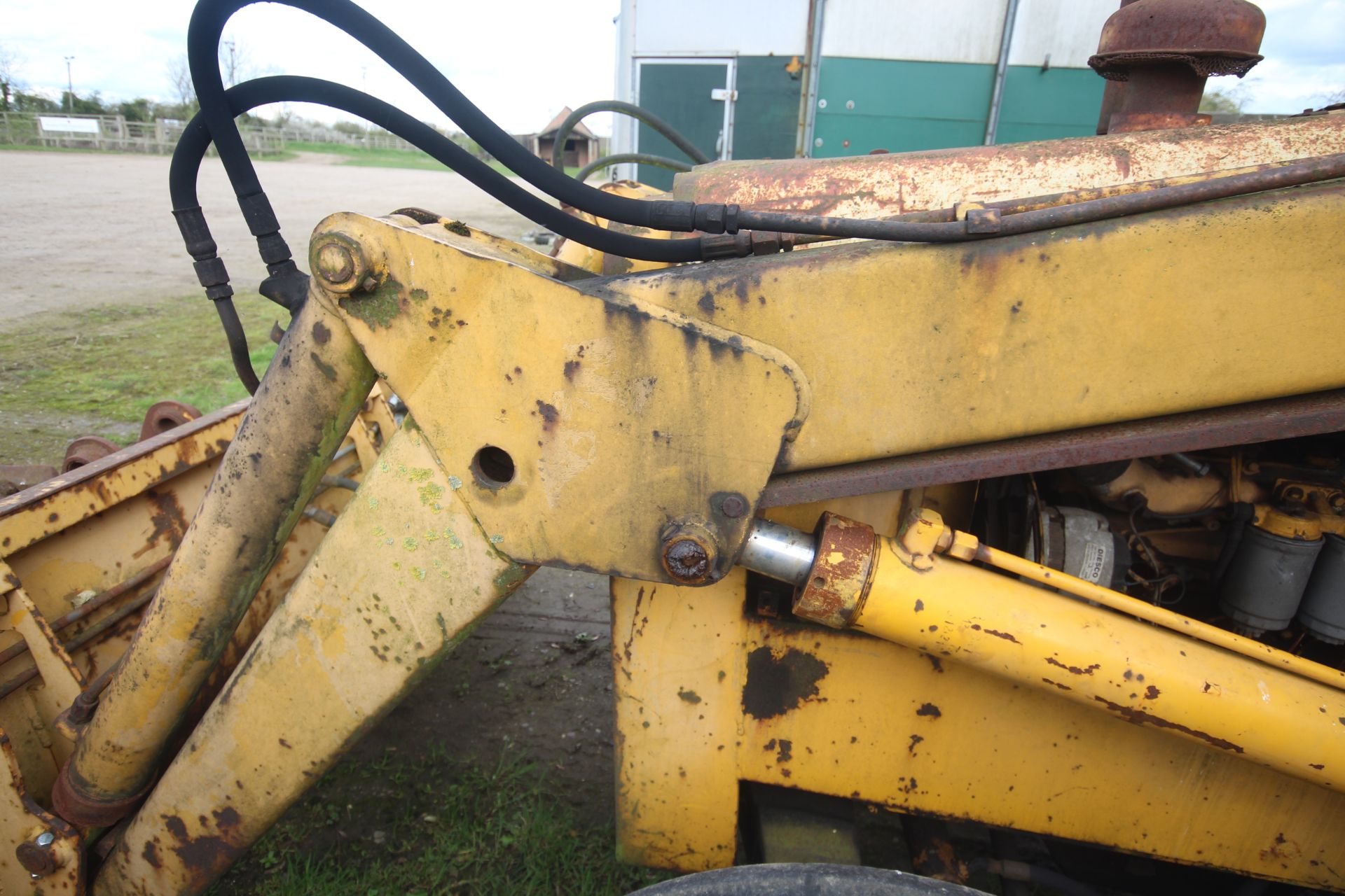 International Harvester 260A 2WD backhoe loader. Registration CWJ 891T (no paperwork). Date of first - Image 78 of 104