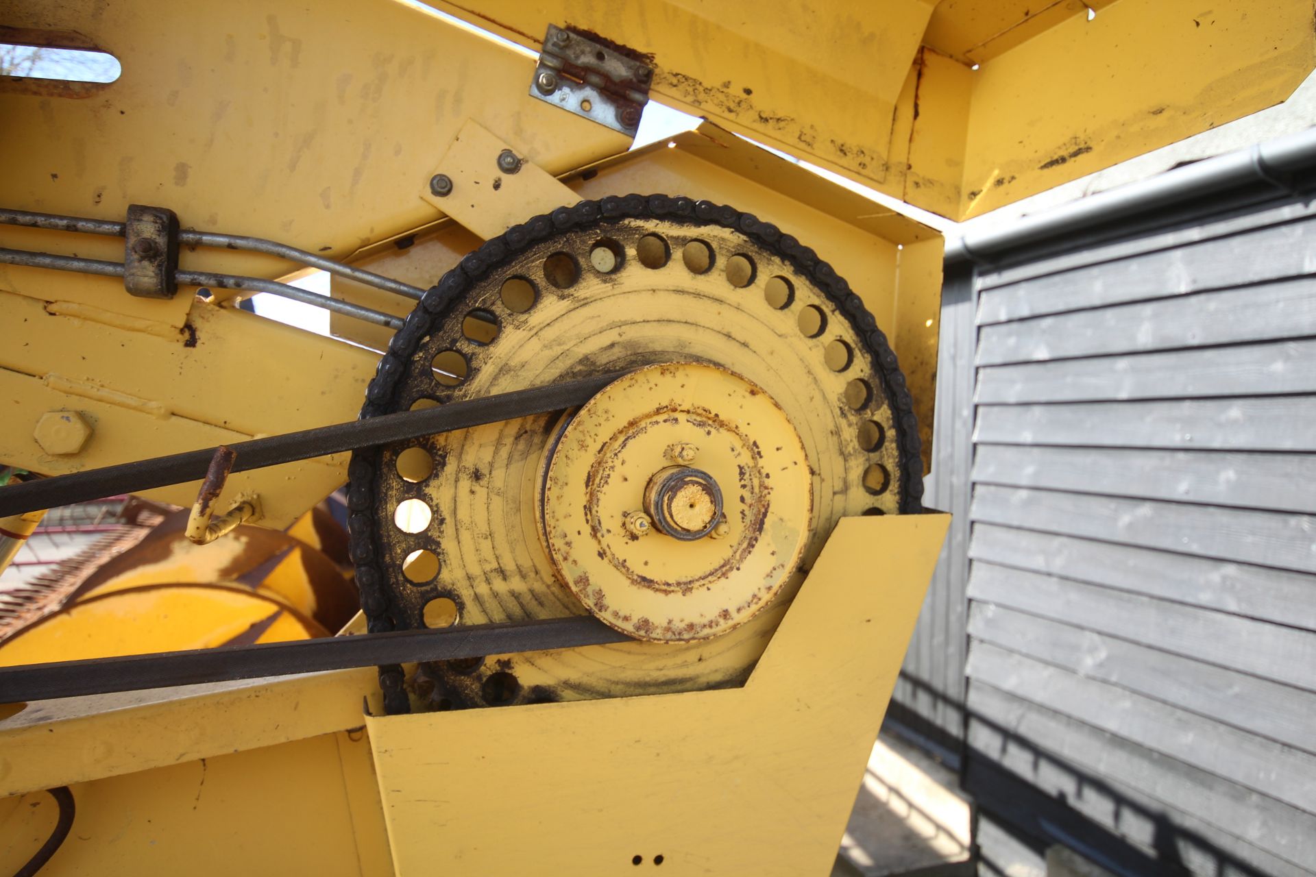 New Holland TX65 5 straw walker combine harvester. Registration N887 SKS. Date of first registration - Image 162 of 163