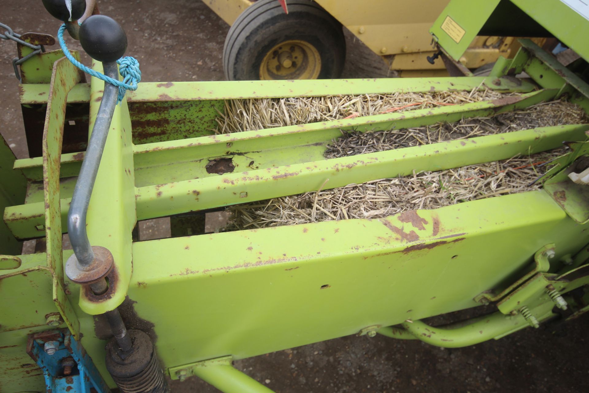 Claas Markant 55 conventional baler. - Image 13 of 17
