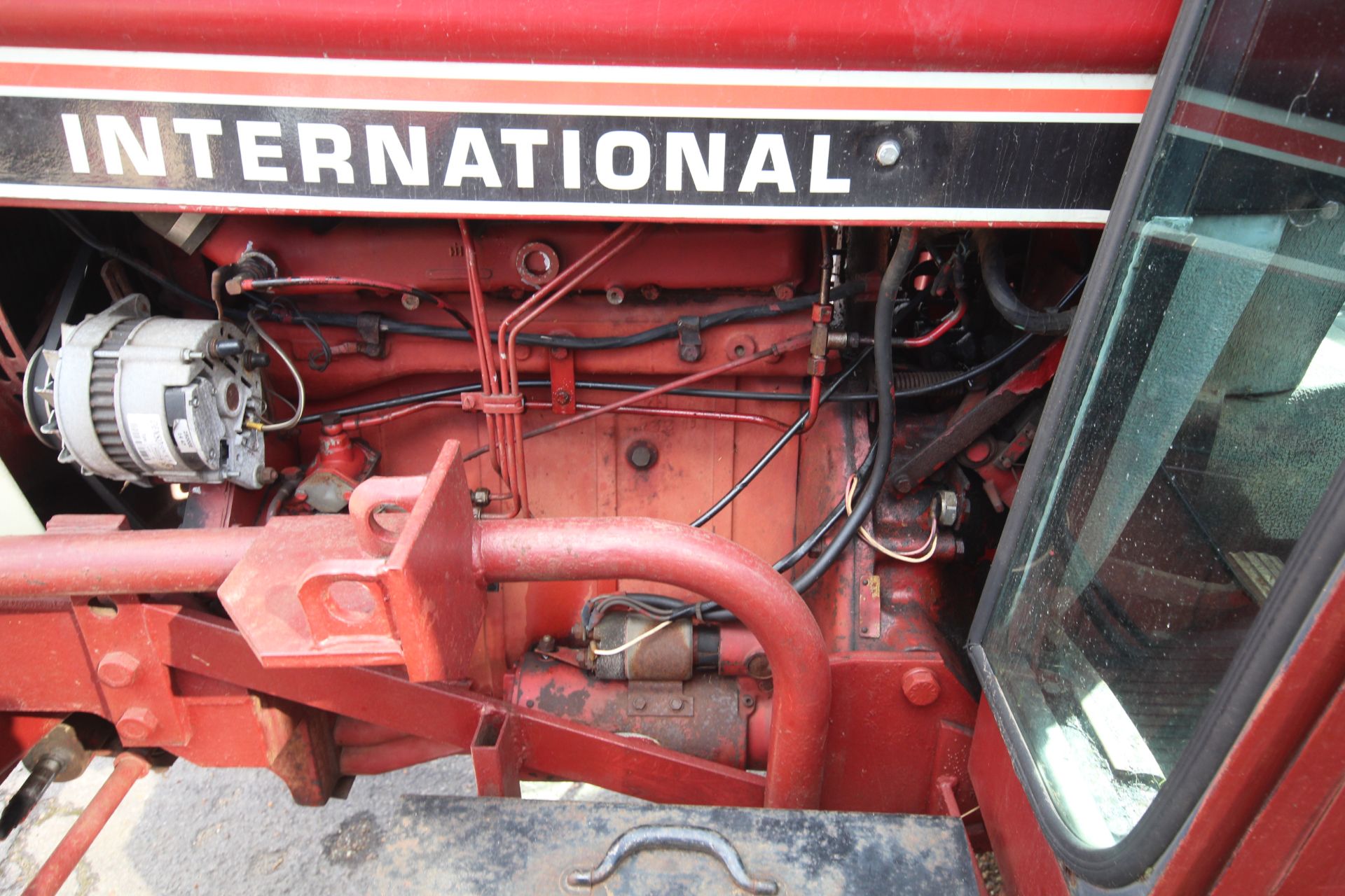 International Hydro 84 2WD tractor. Registration RGV 594W. Date of first registration 19/03/1981. - Image 40 of 62