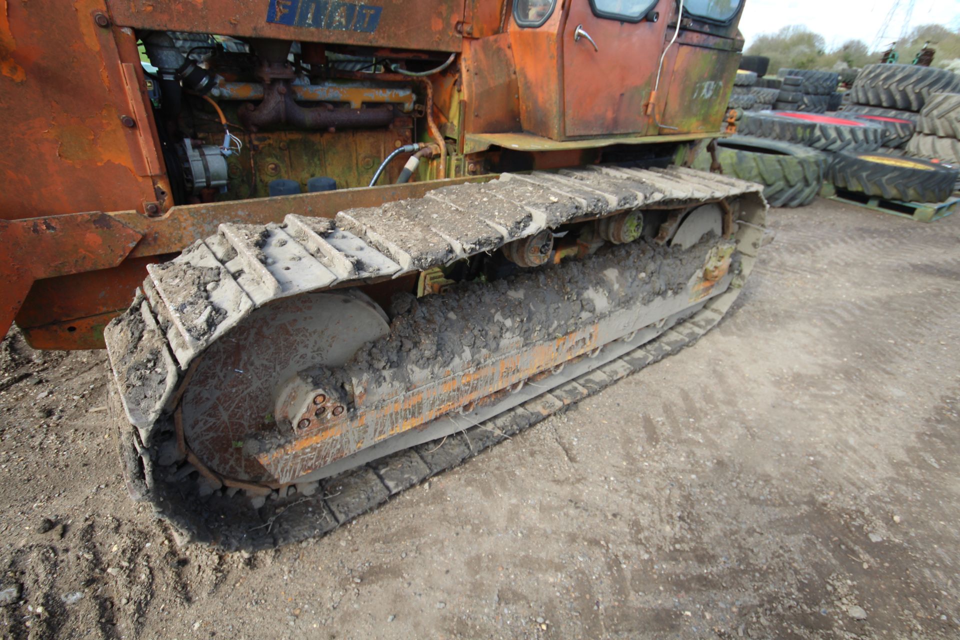 Fiat 100c steel tracked crawler. With Turner rear linkage. Owned from new. Unused for some time - Image 10 of 58