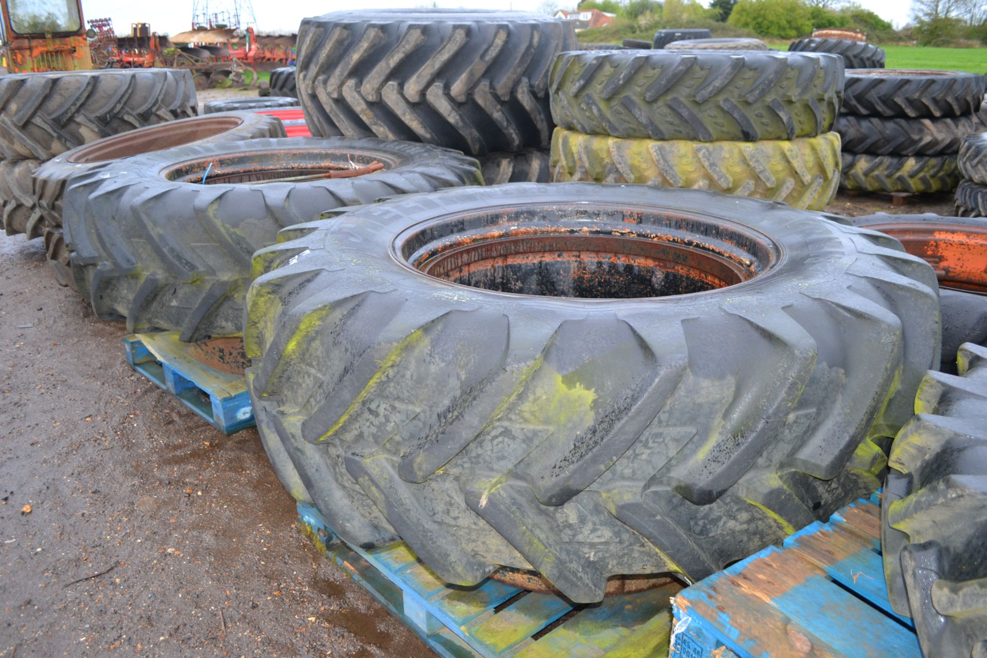 Pair of Stocks 20.8R38 dual wheels and clamps. V - Image 2 of 7