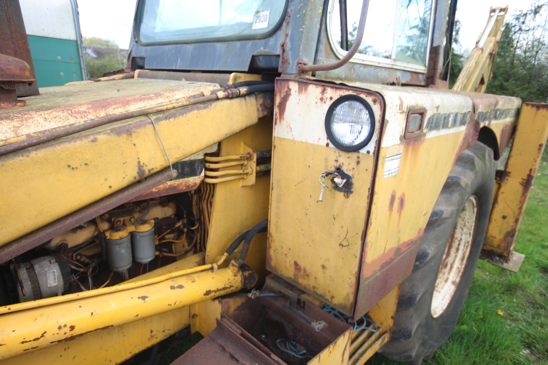 International Harvester 260A 2WD backhoe loader. Registration CWJ 891T (no paperwork). Date of first - Bild 76 aus 104