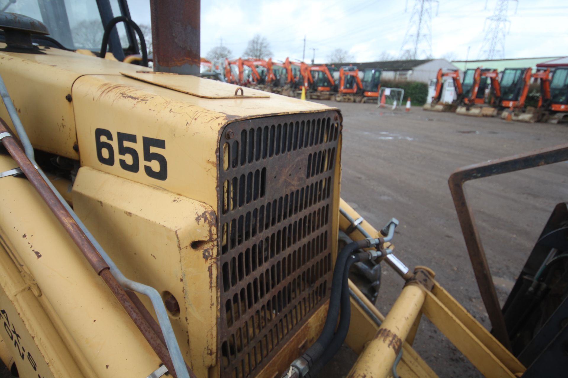 Ford 655 4WD backhoe loader. Registration F829 MVX. Date of first registration 03/10/1988. Showing - Bild 19 aus 87