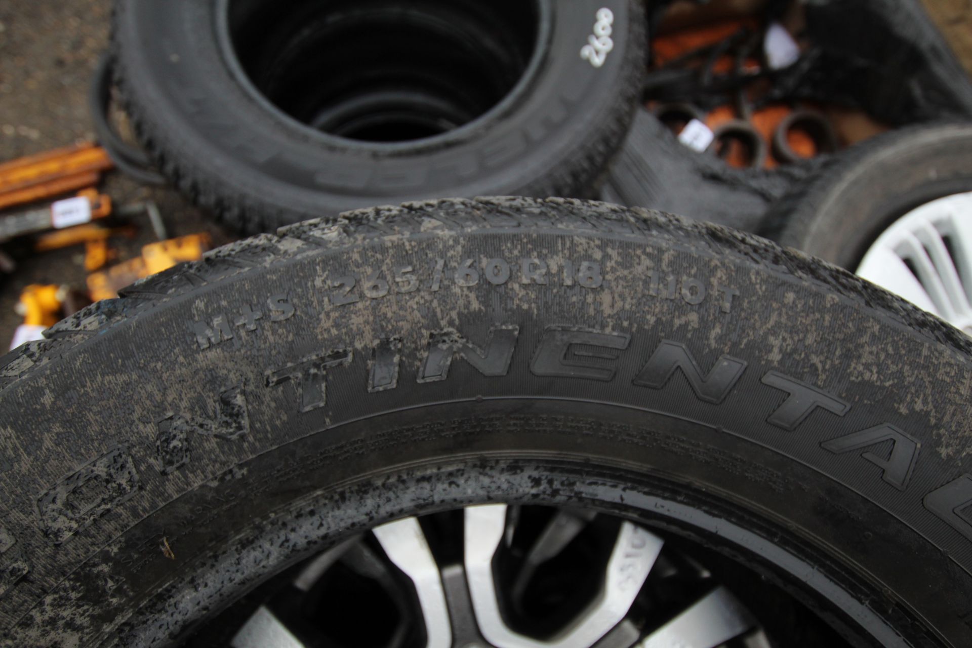 Ford Ranger Wildtrack alloy wheels and tyres. As new. One spare tyre. - Image 2 of 8