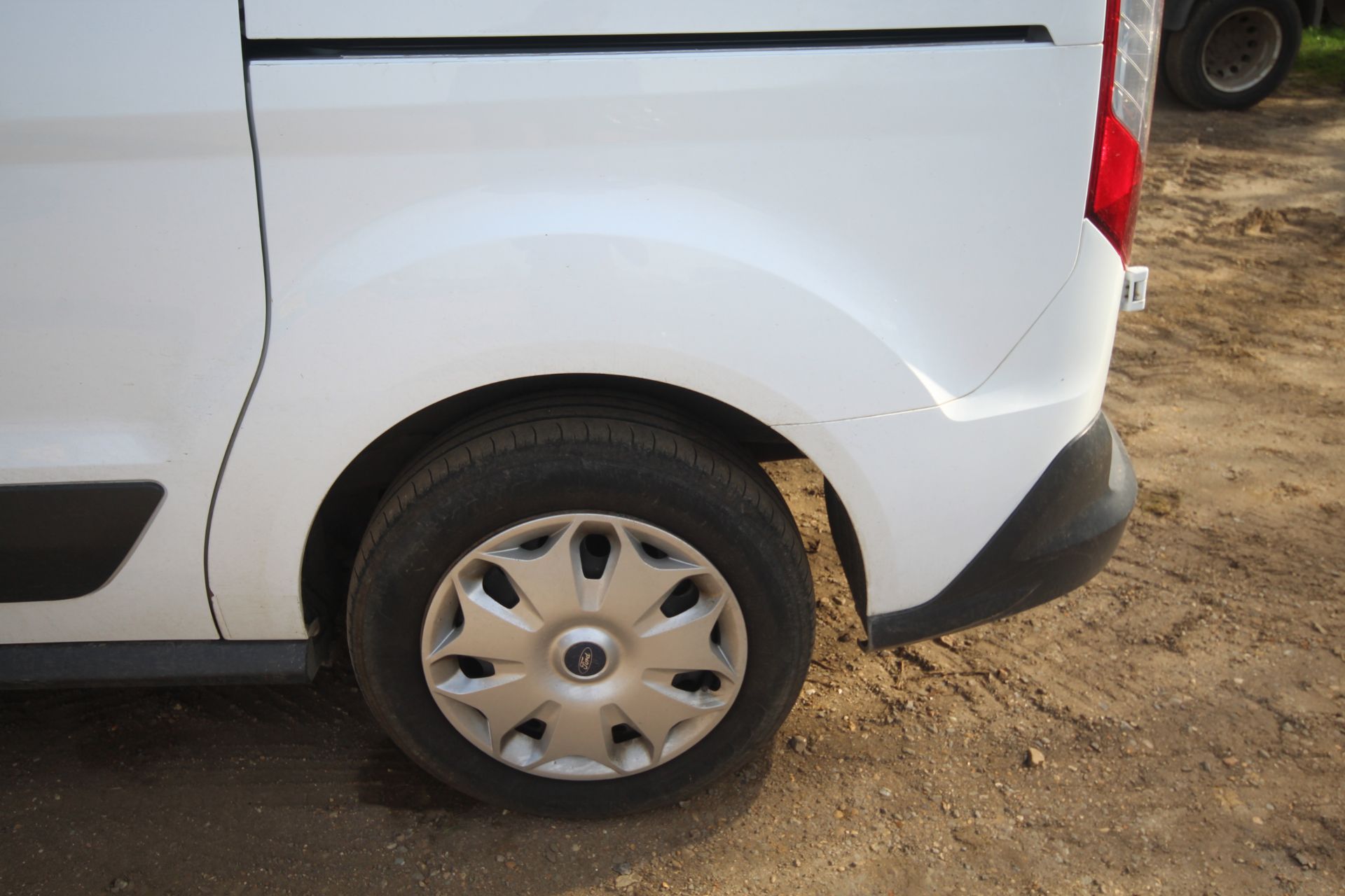 Ford Transit Connect 1.5L diesel crew cab van. Registration FD66 YUN. Date of first registration - Image 21 of 56