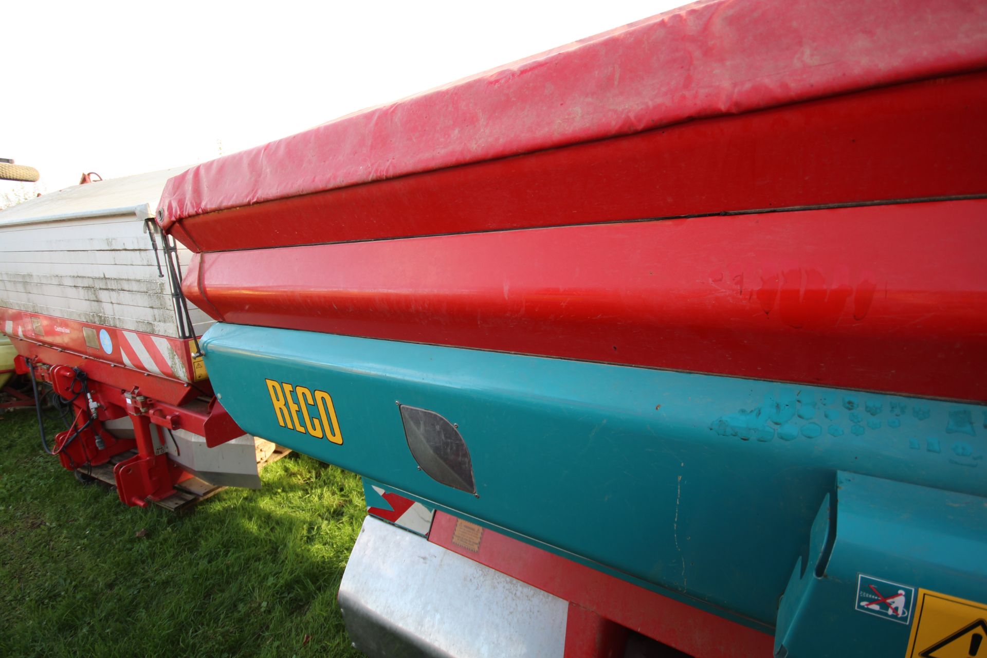 Sulky X44 24m twin disc fertiliser spreader. With SlukyVision control box (tested 15/09/2023) and - Image 9 of 16