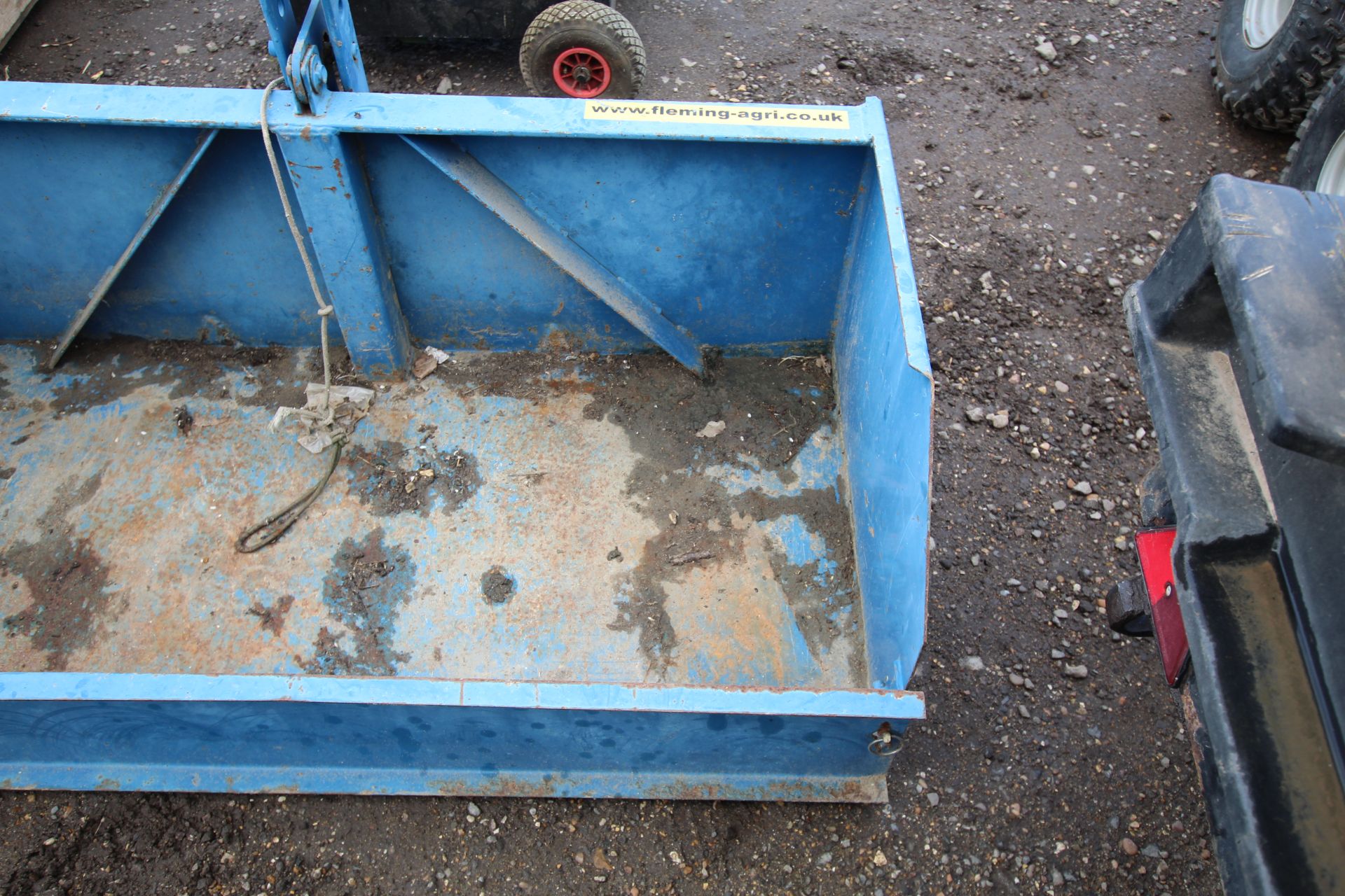 Fleming TB5 tipping transport box. - Image 7 of 10