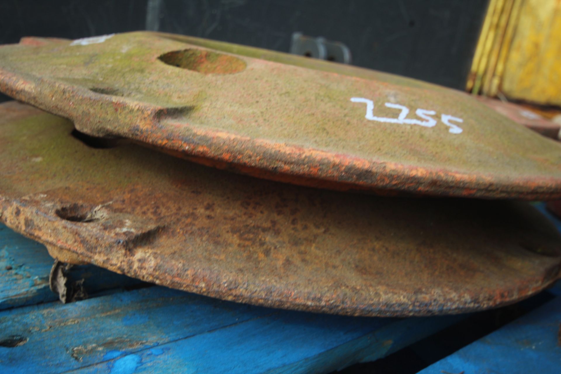 2x Fordson rear starter wheel weights. - Image 4 of 4
