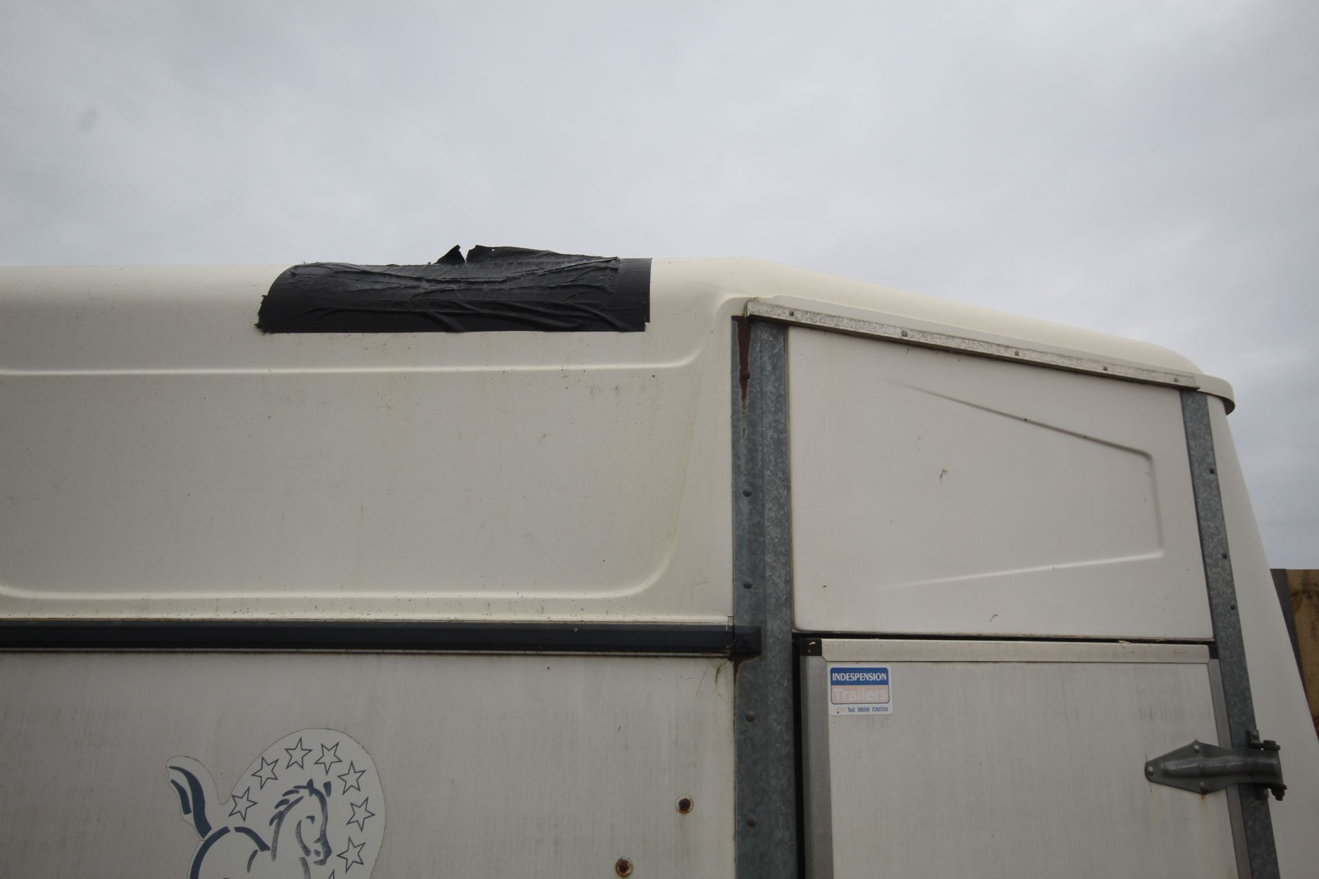 Indespension Monarque two horse twin axle horsebox. With front and rear ramps. Key held. - Image 43 of 45