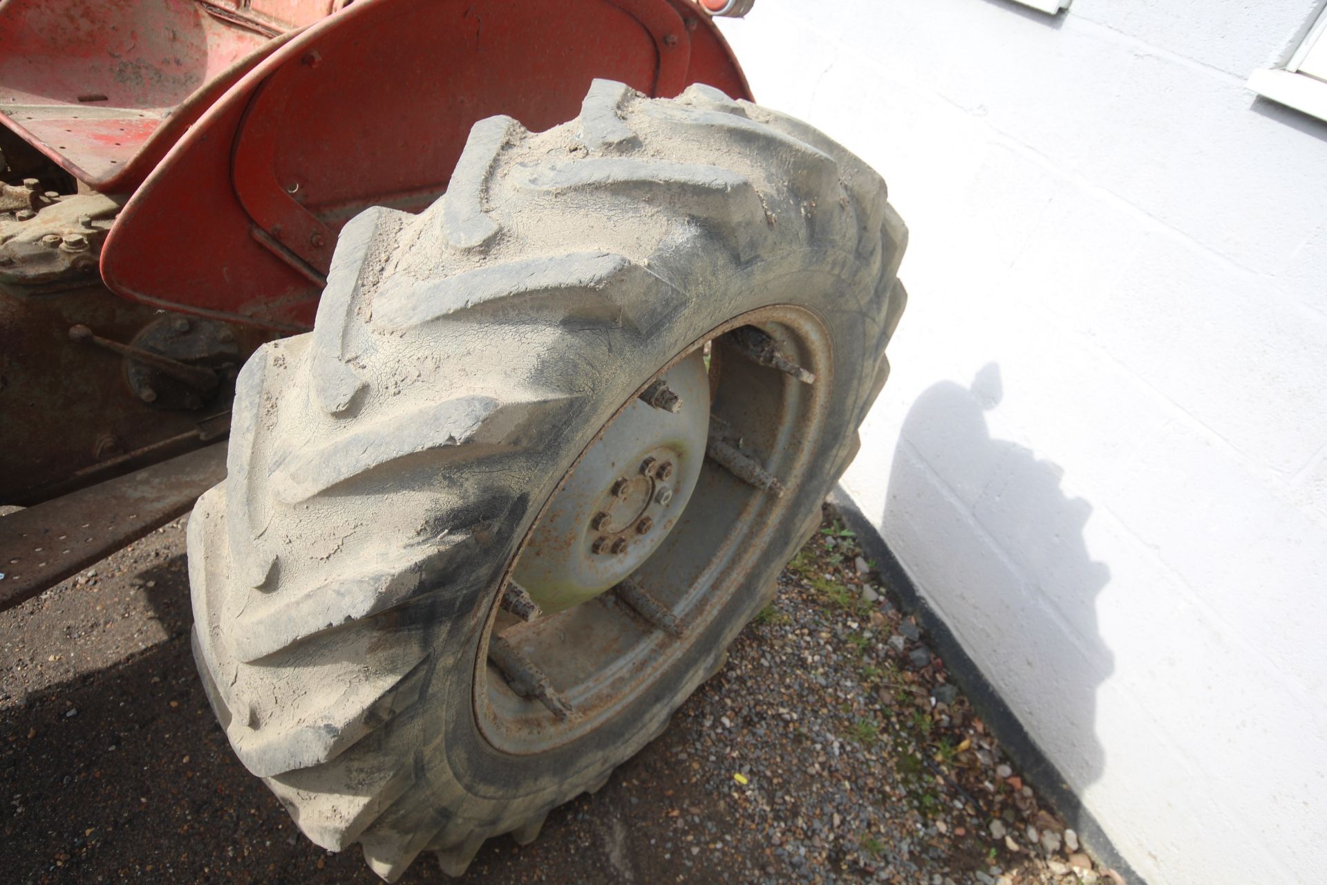 Massey Ferguson 35 23C 4cyl diesel 2WD tractor. Registration 260 ABJ. Date of first registration - Bild 15 aus 35