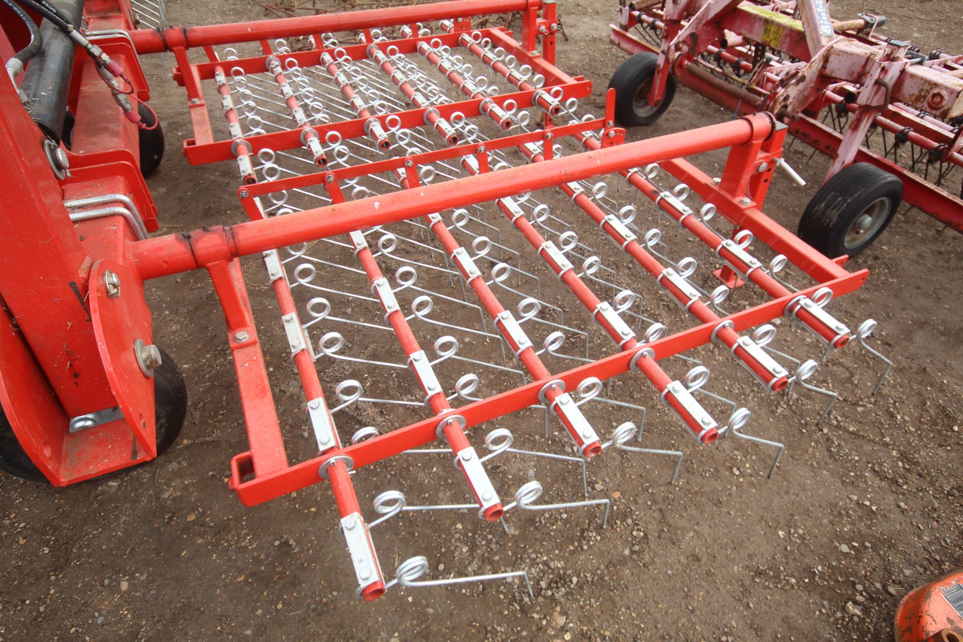 Jarmet 6m hydraulic folding grass harrow. - Image 8 of 16