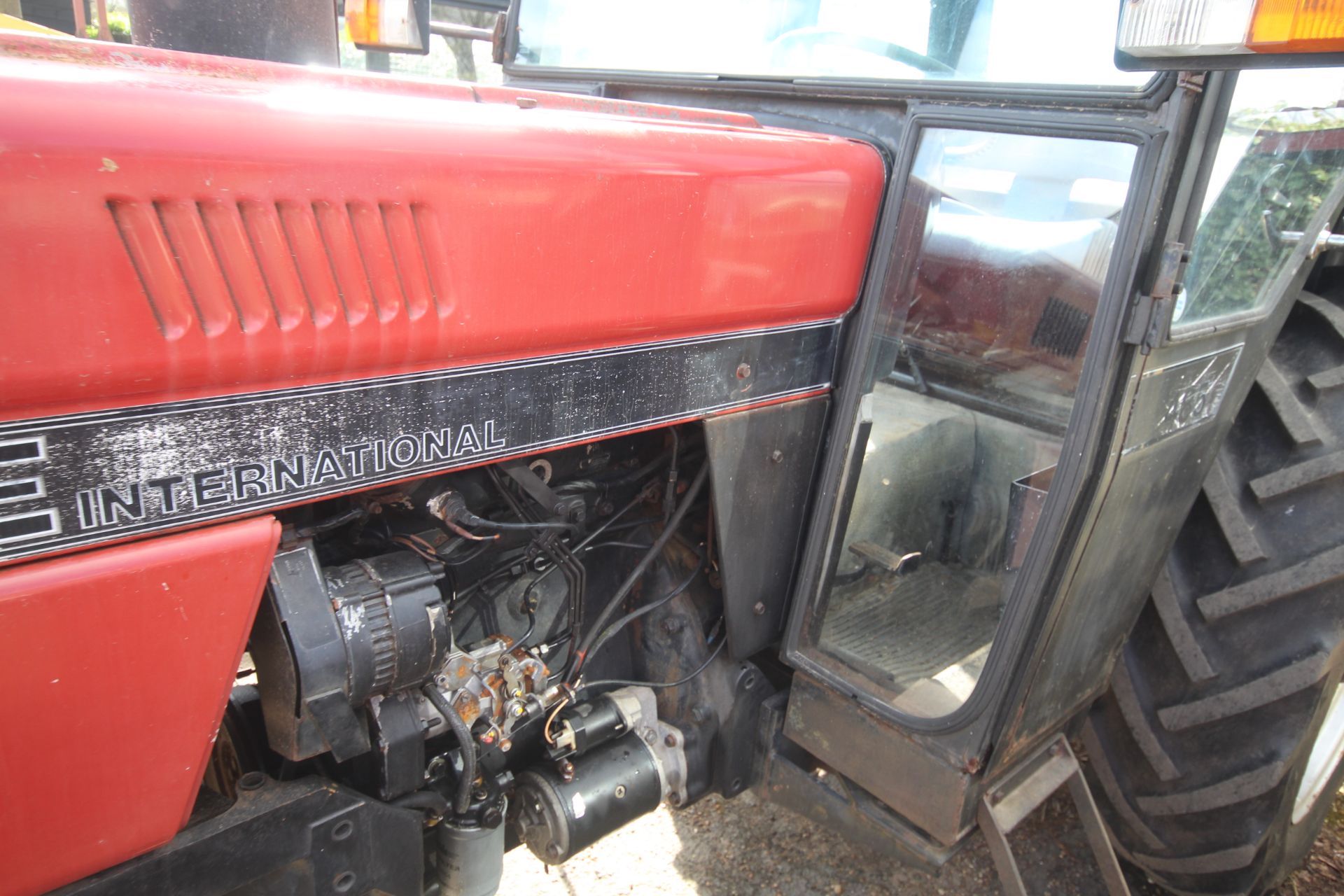 Case International 485 2WD tractor. Registration D404 APV. Date of first registration 27/10/1986. - Image 10 of 57