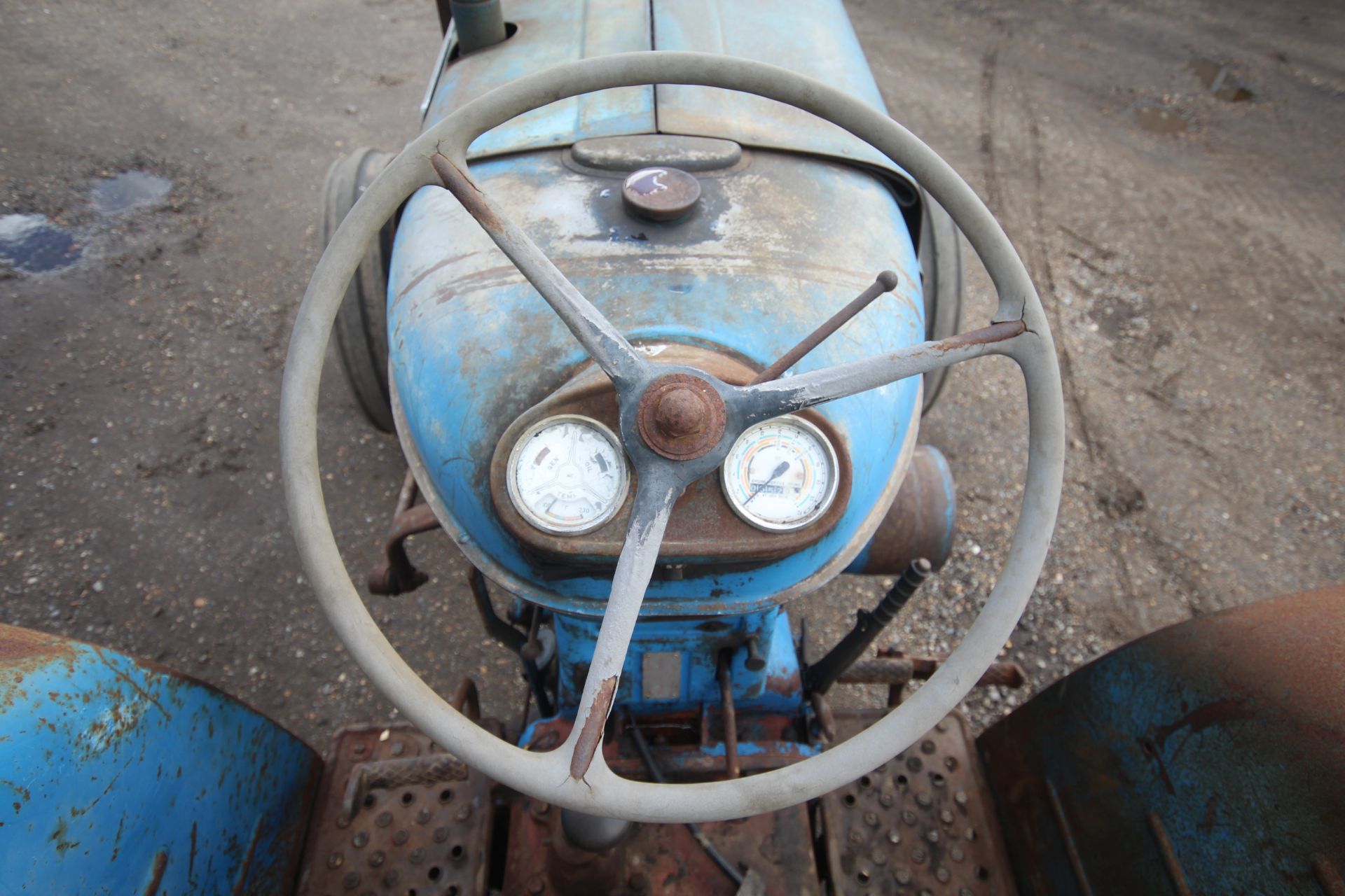 Fordson Super Major 2WD tractor. Key held. - Image 42 of 47