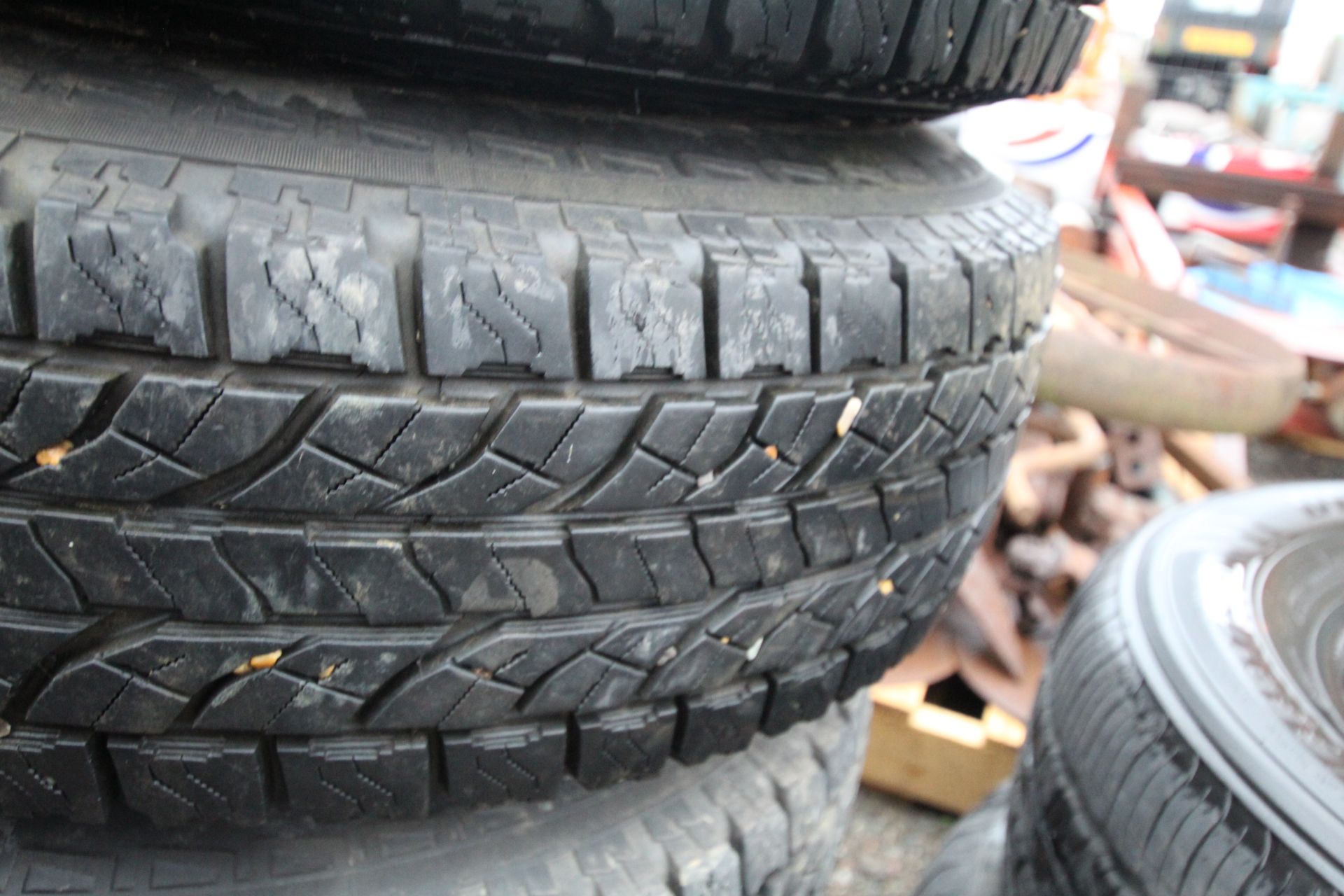4x Land Rover wheels and tyres. - Image 5 of 7