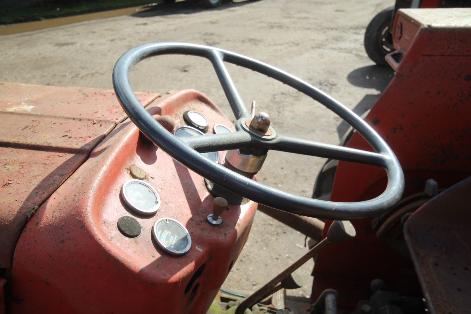 Massey Ferguson 135 2WD tractor. Registration ART 5H. Date of first registration 07/11/1969. - Bild 31 aus 58